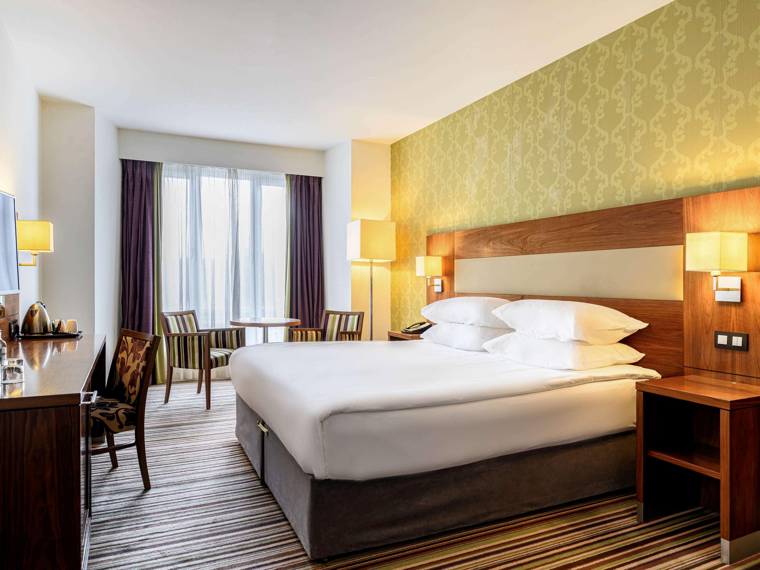 Double King Size Bed