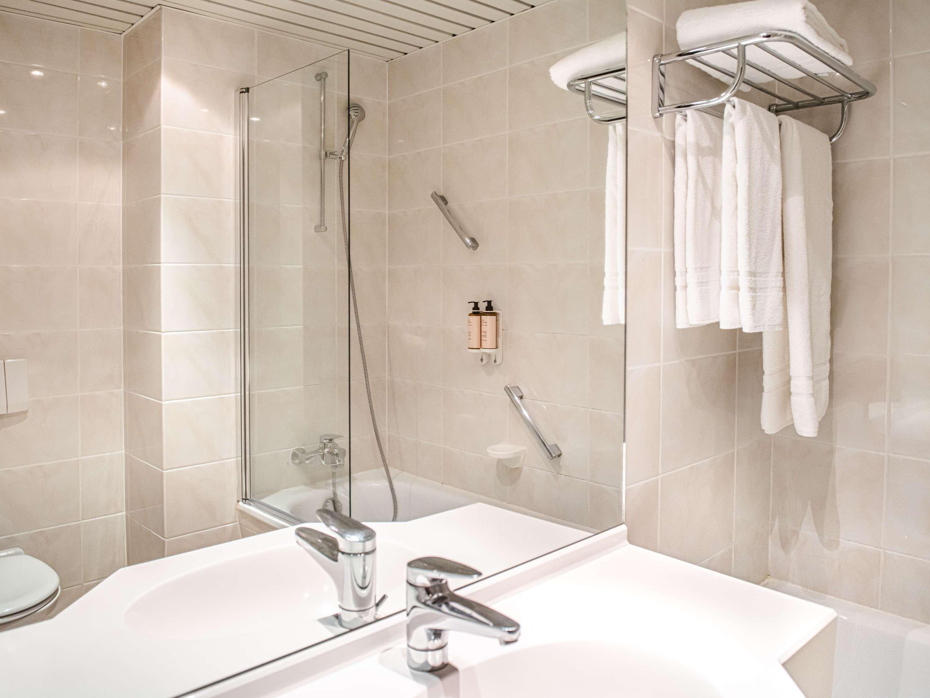 Double Classic King Bed