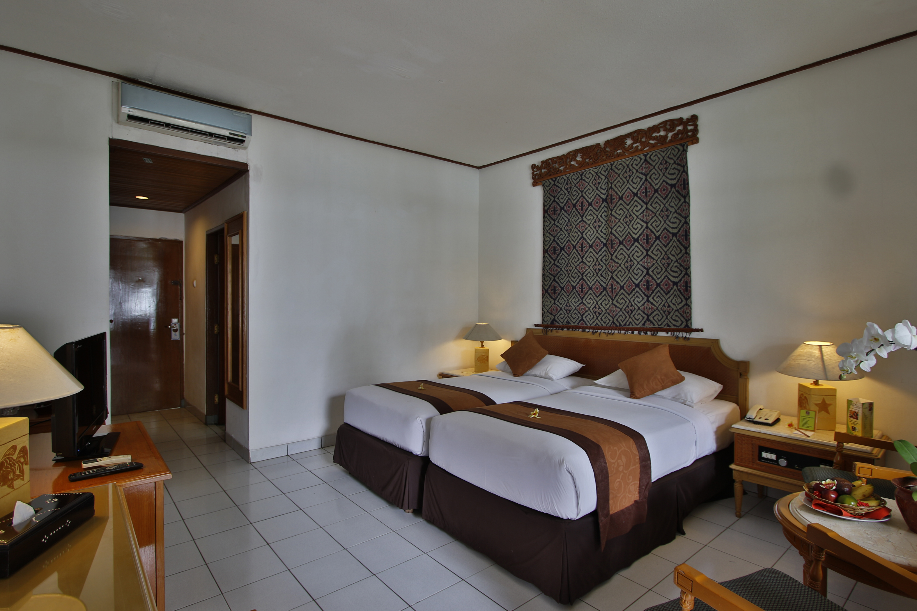 Double or Twin Standard