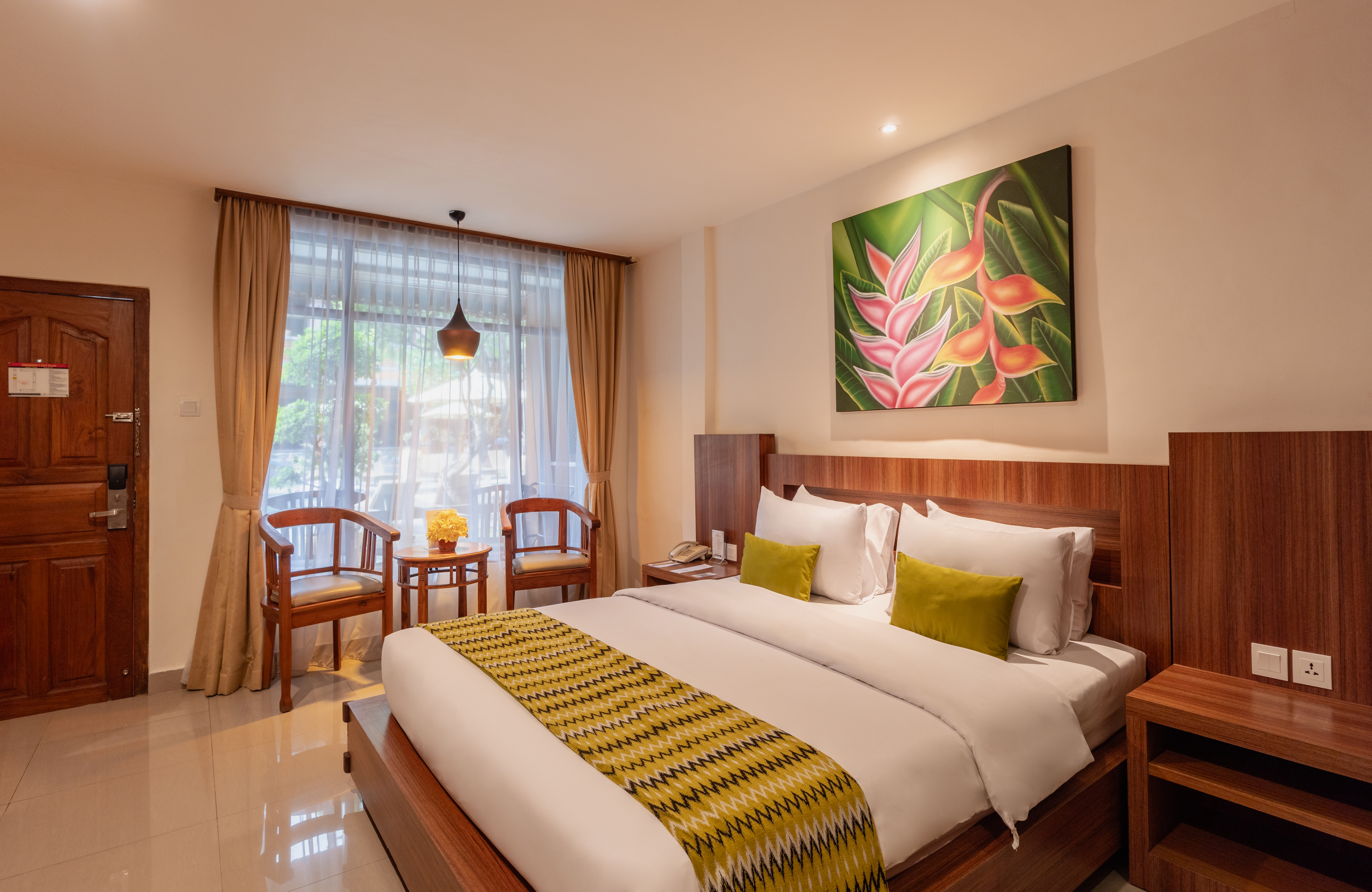 Double or Twin Deluxe with Terrace