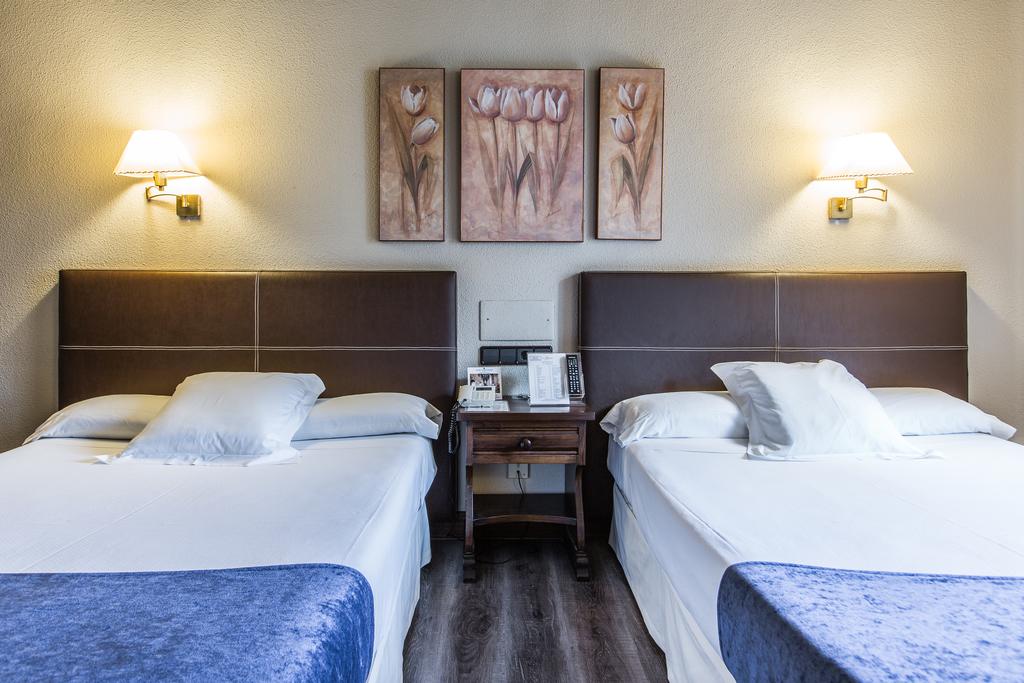 Double or Twin Standard