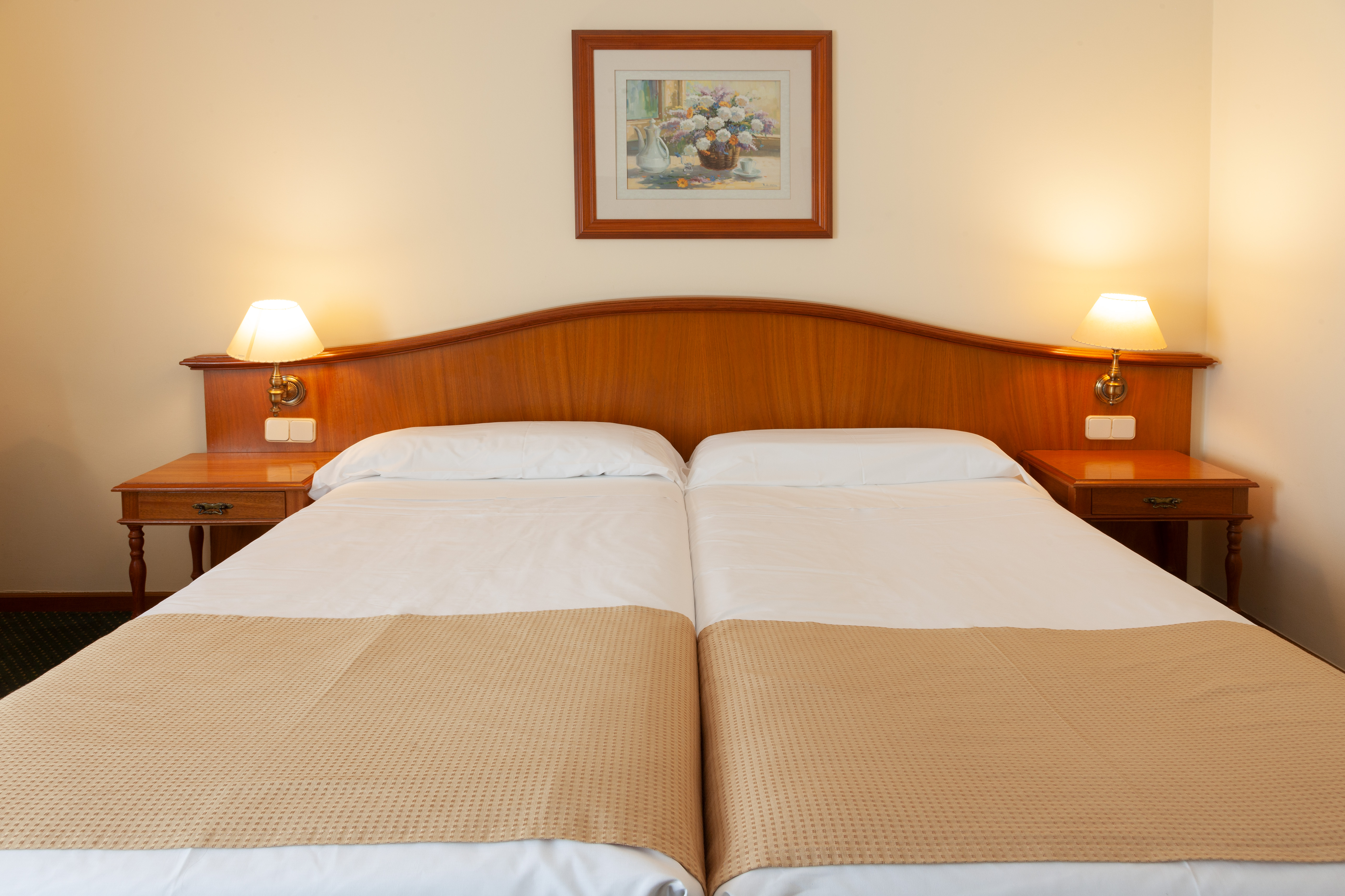 Double or Twin Standard