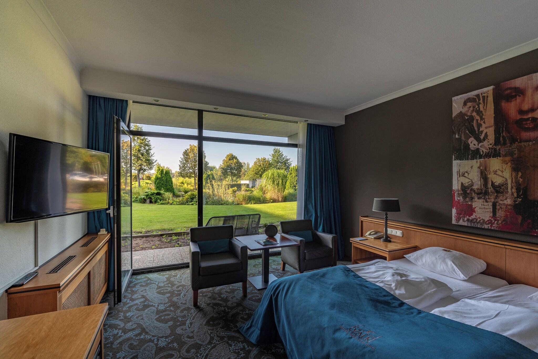 Double Classic Double Bed