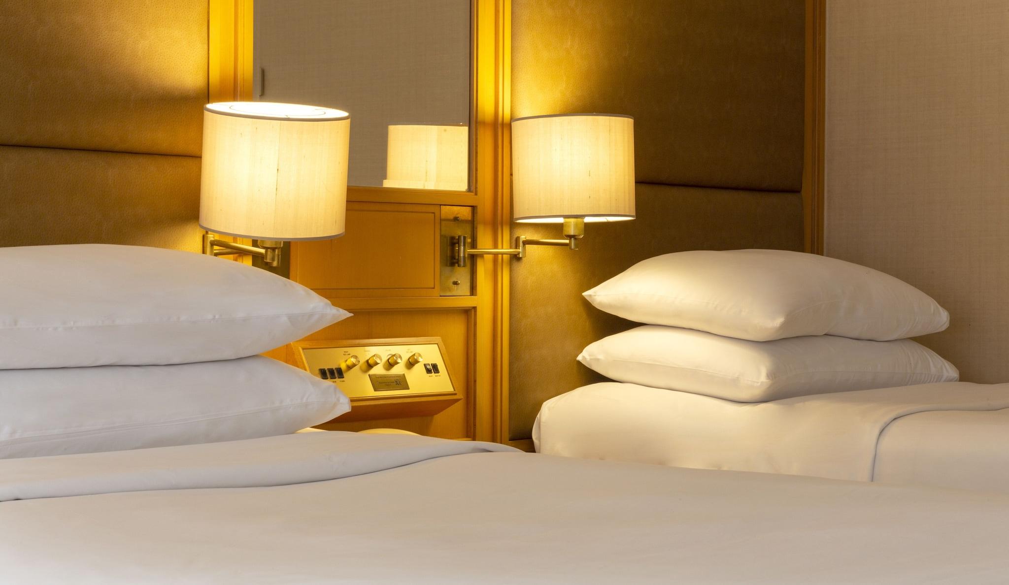 Twin Deluxe City View