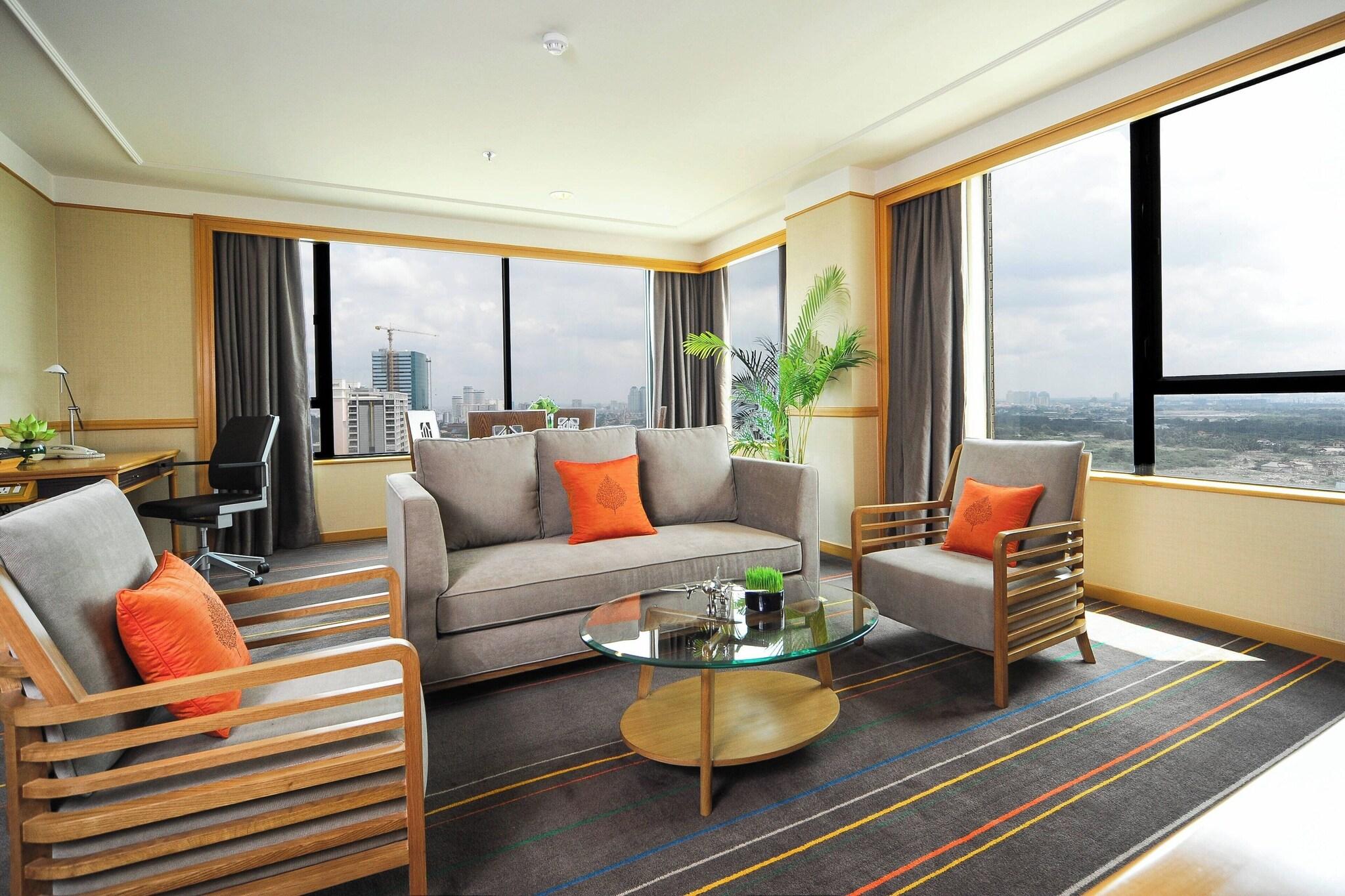 Suite Deluxe River View