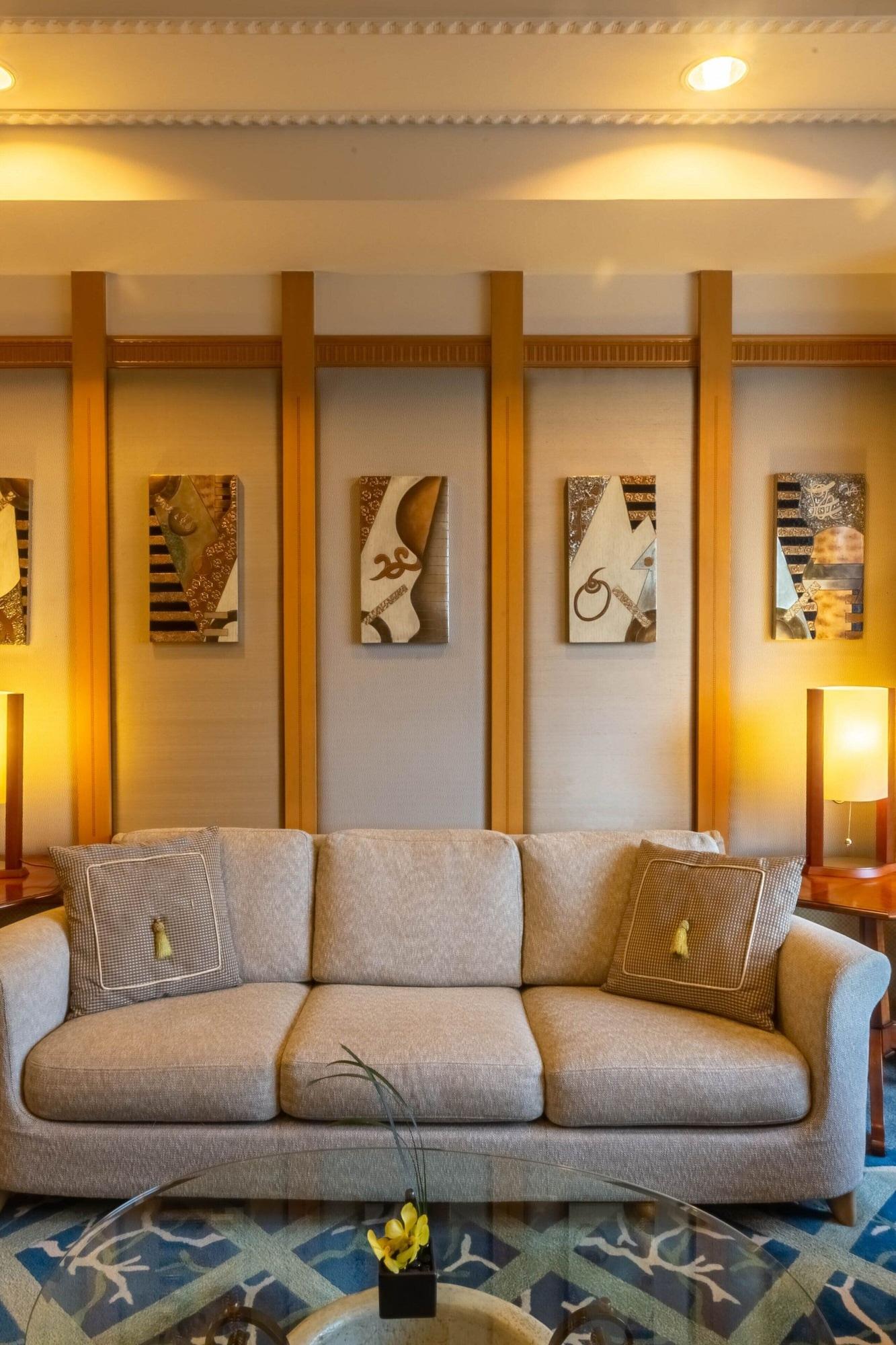 Suite Executive King Bed