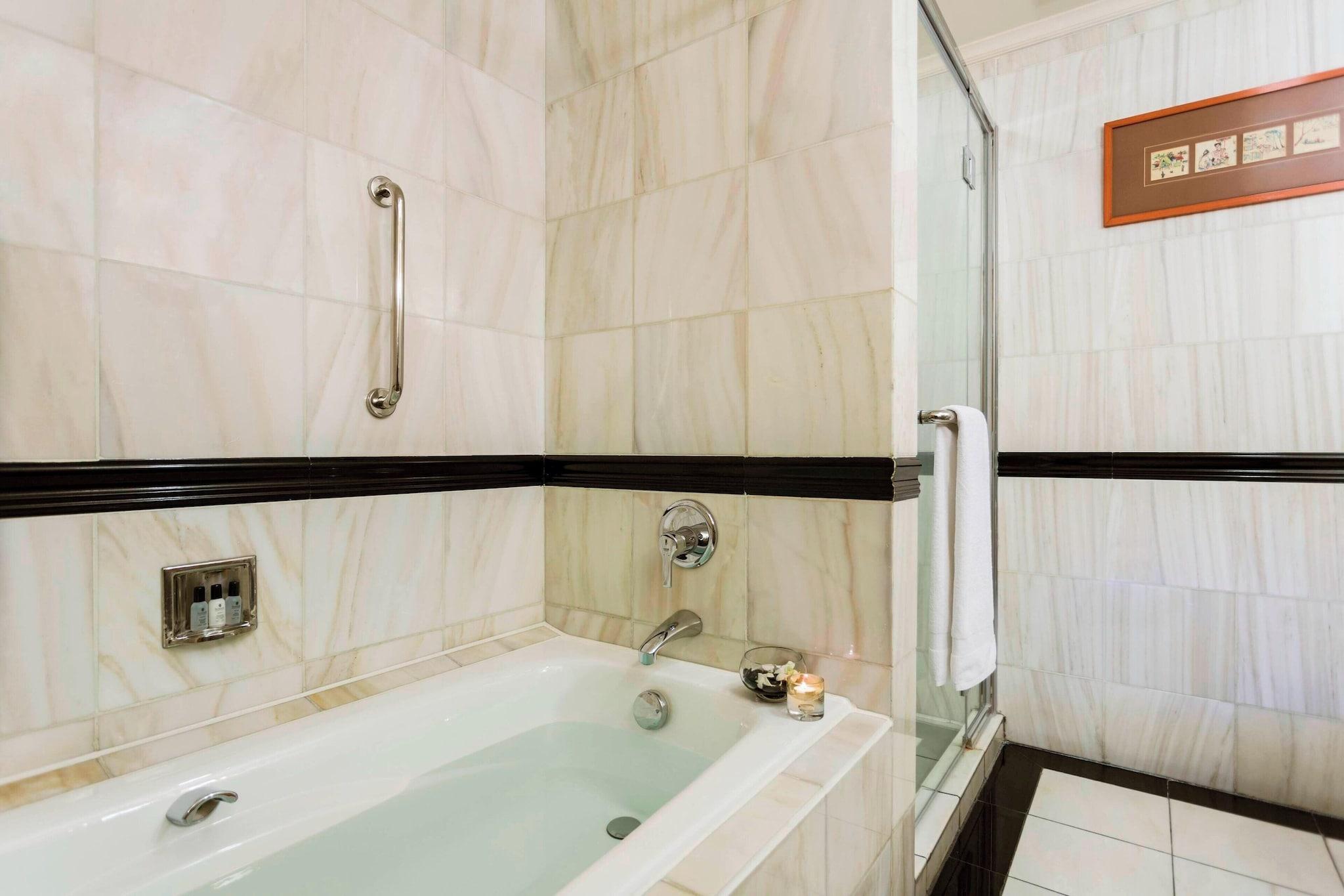 Suite Deluxe River View