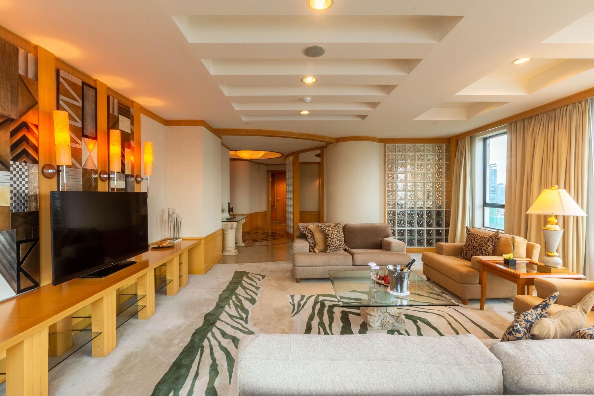 Suite Presidential with Views