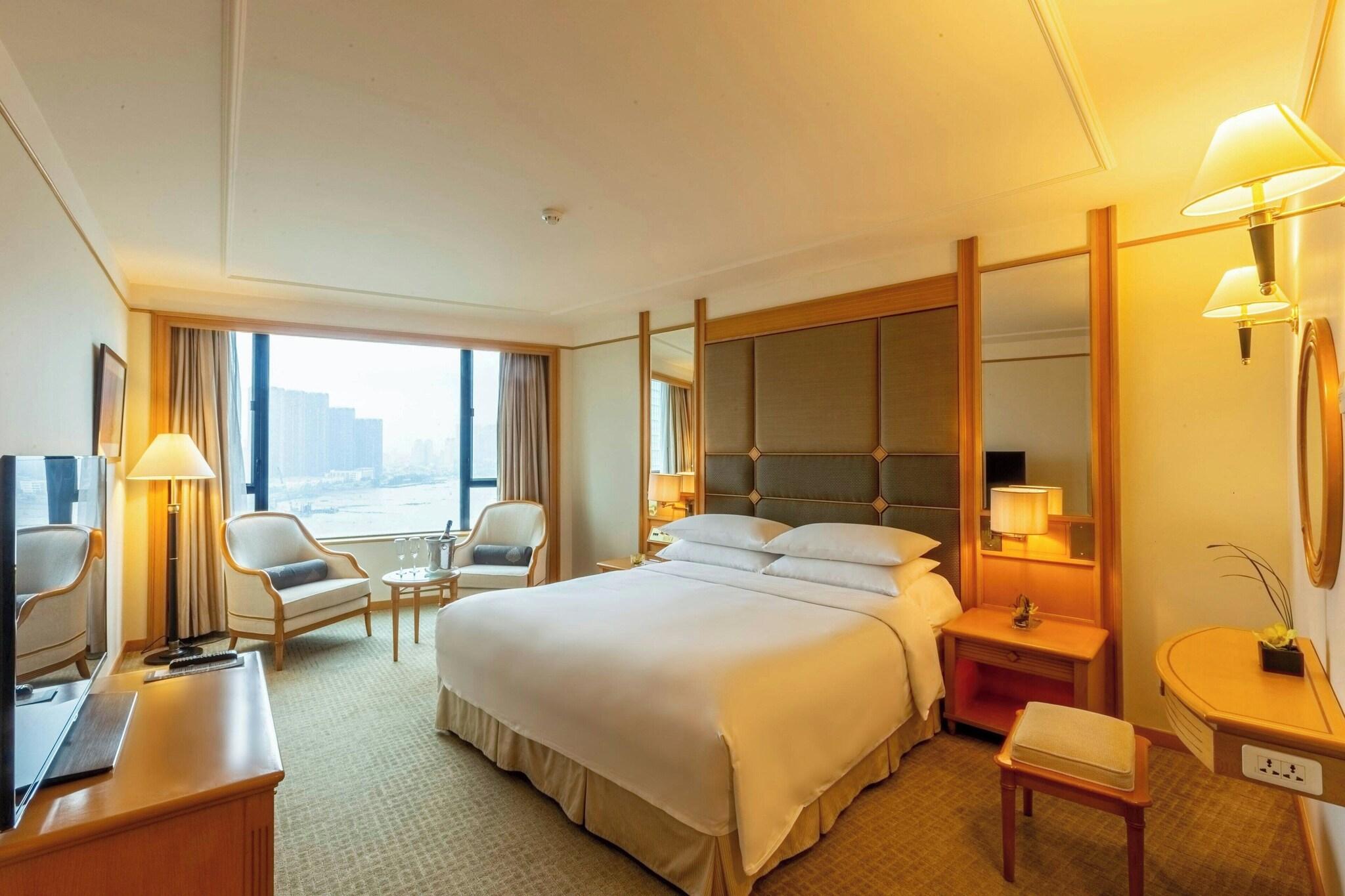 Suite Presidential with Views