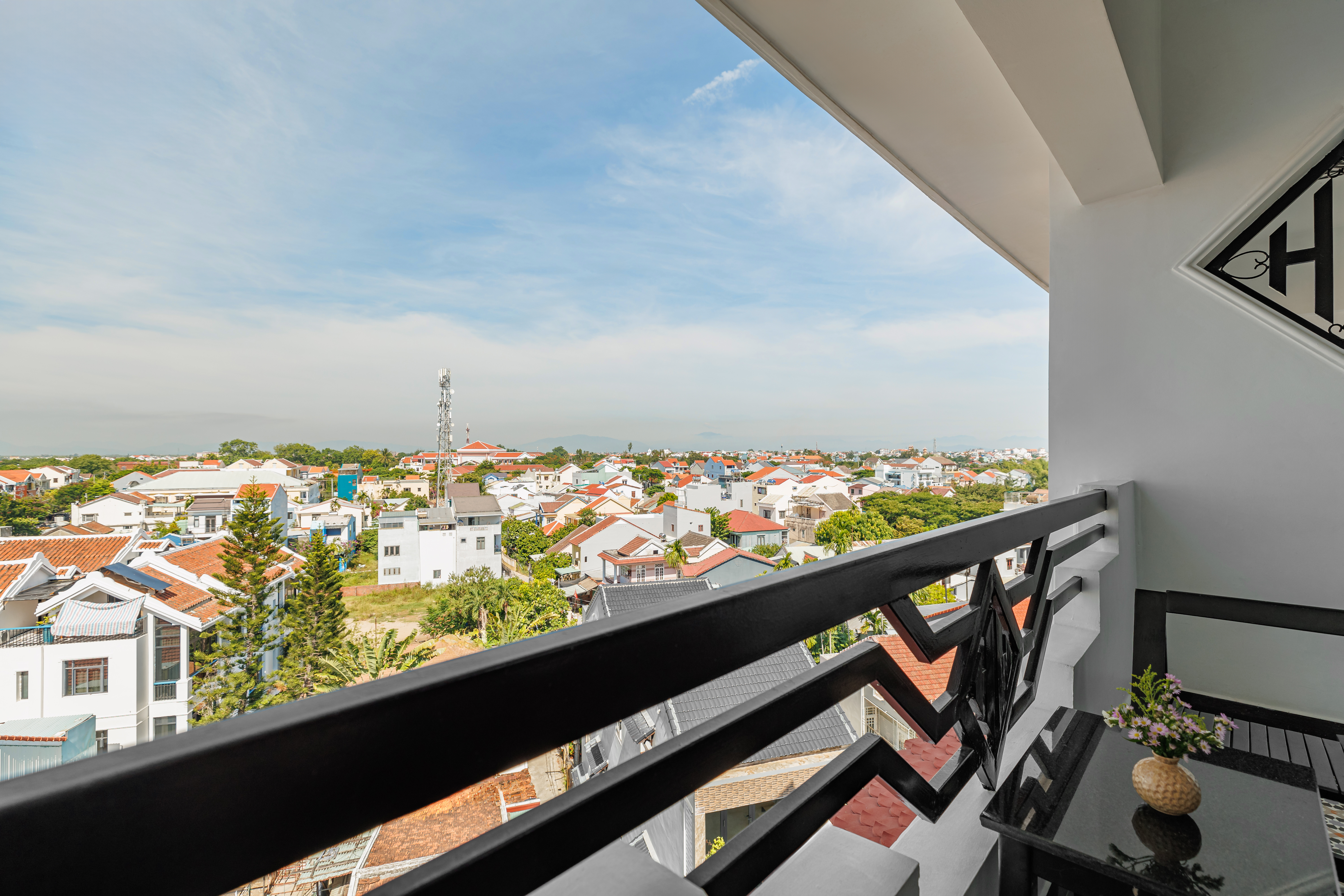 Twin Deluxe with Balcony