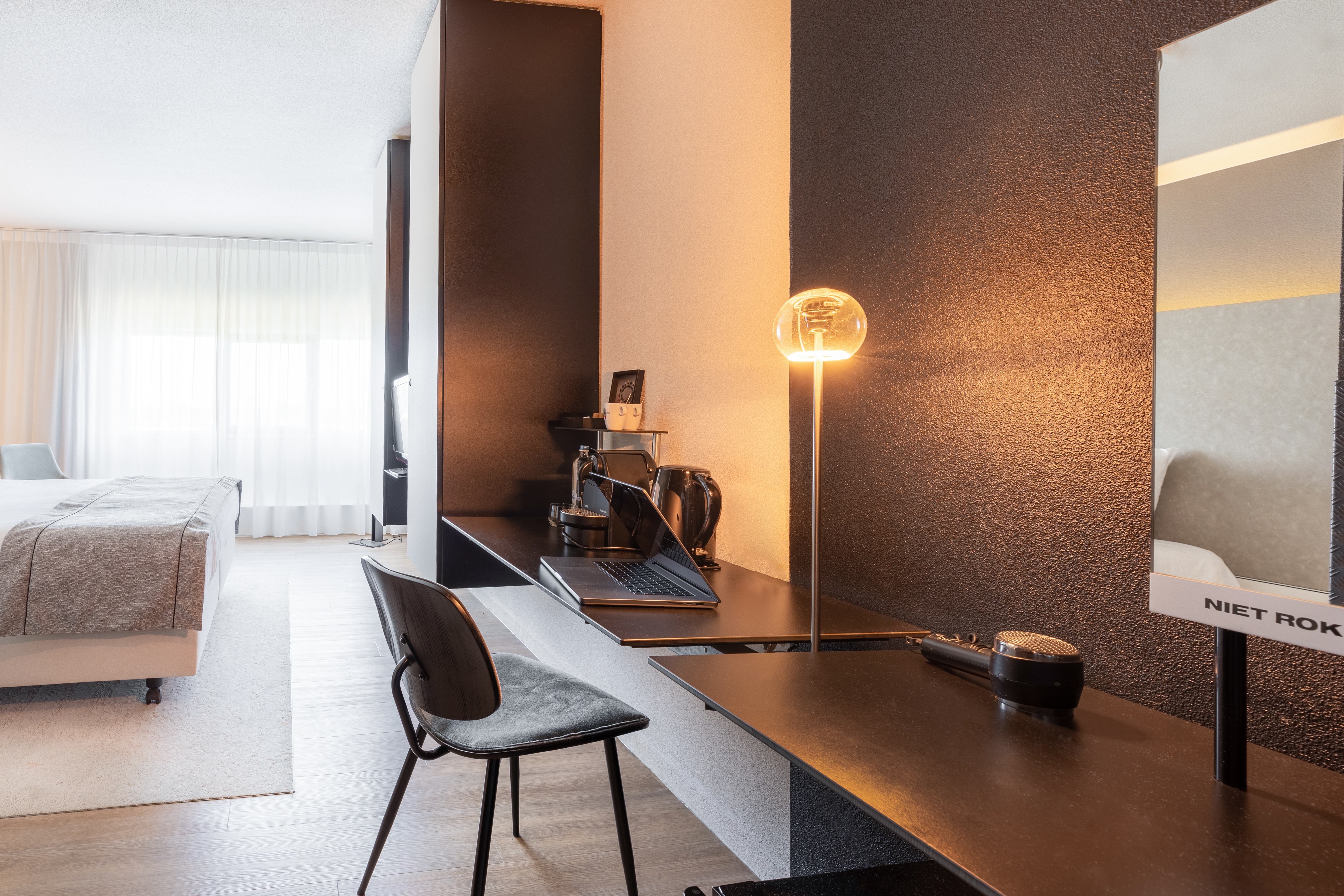 Double Queen Size Bed