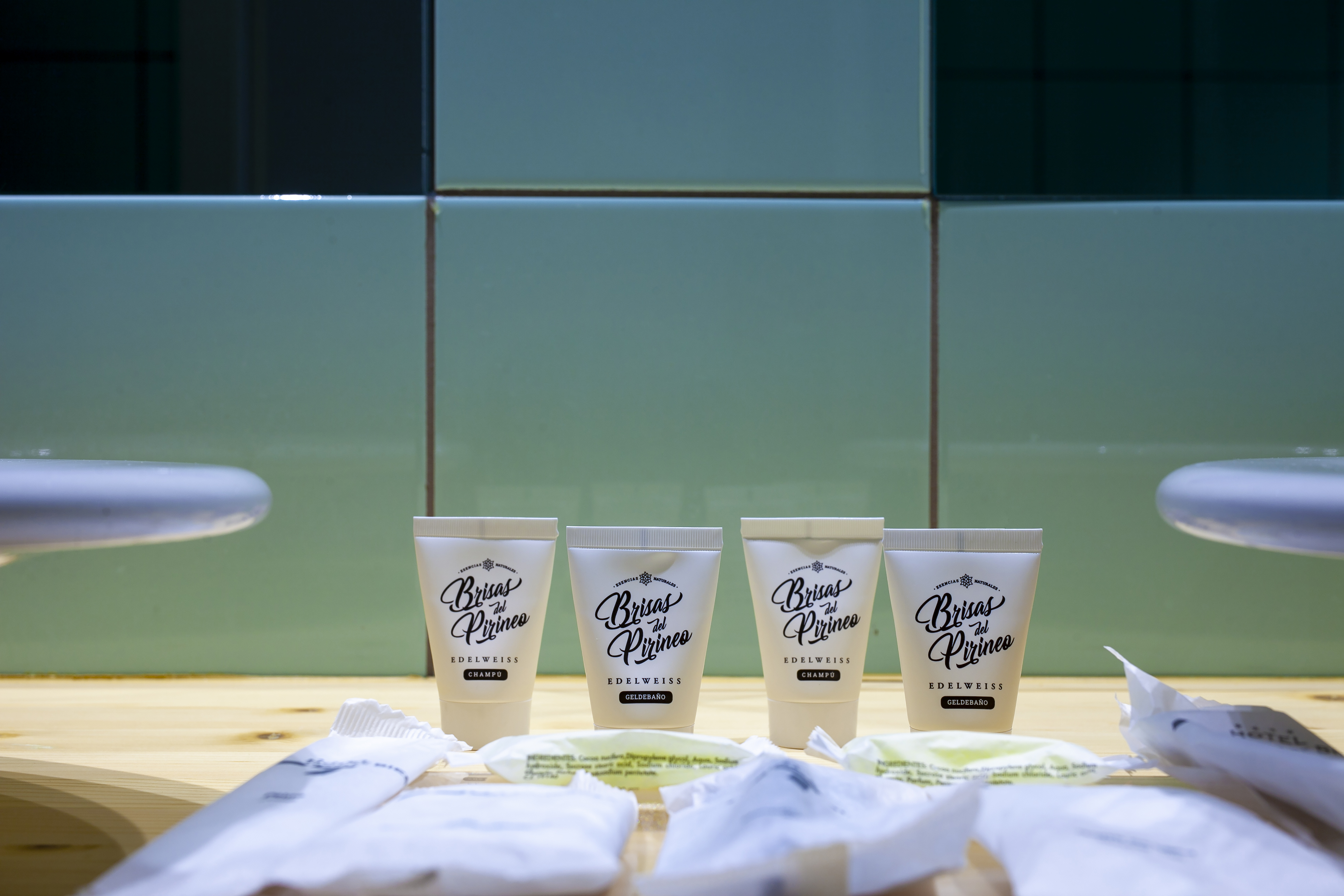 Family Room Capacity 2