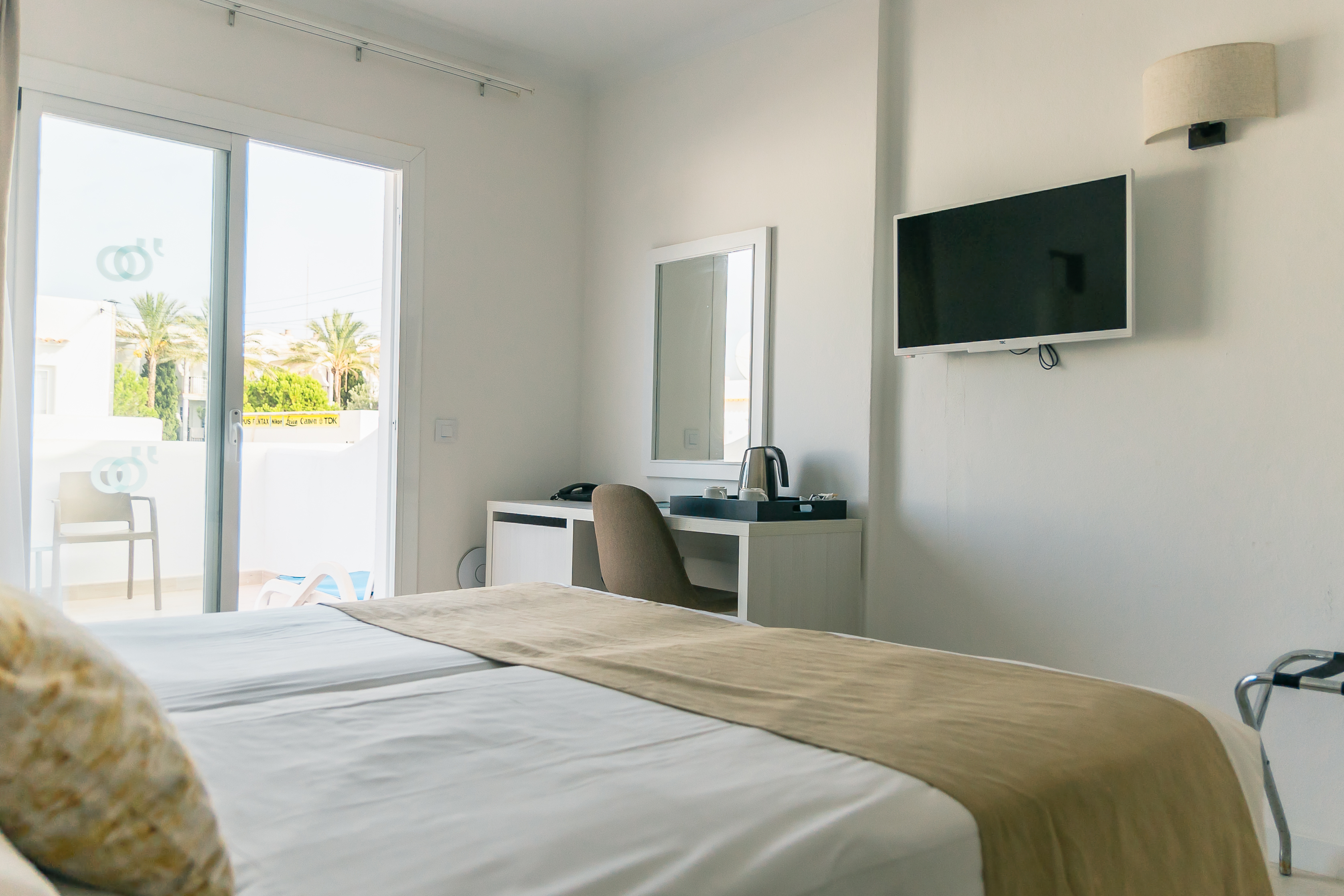 Double or Twin Standard