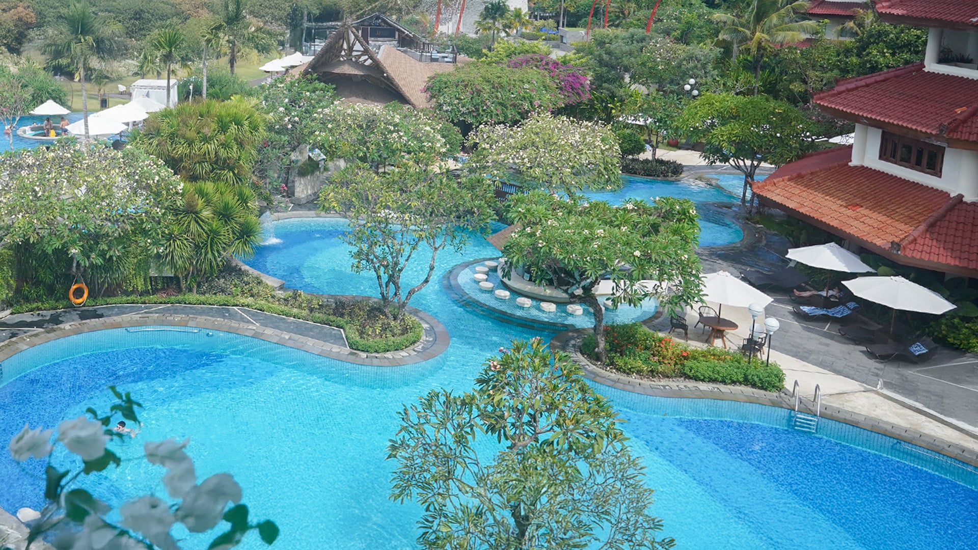 Double or Twin Deluxe Pool View