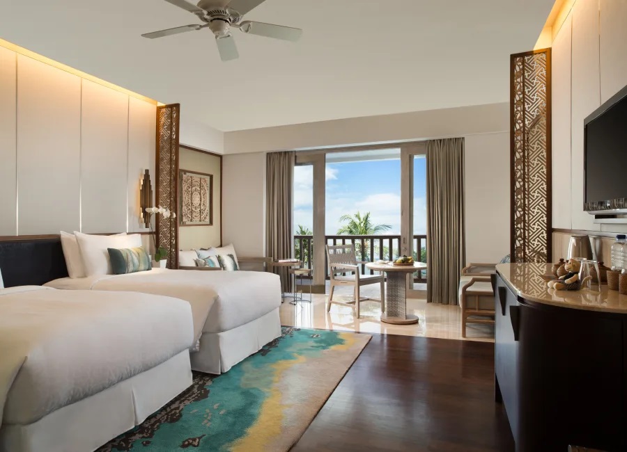 Twin Deluxe Ocean Front