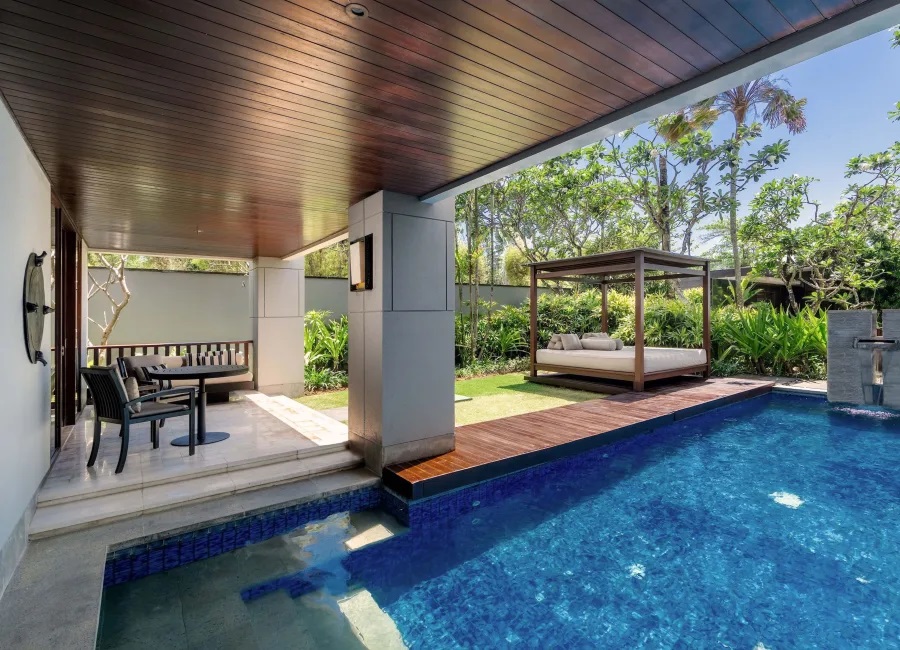 Suite with Private Pool