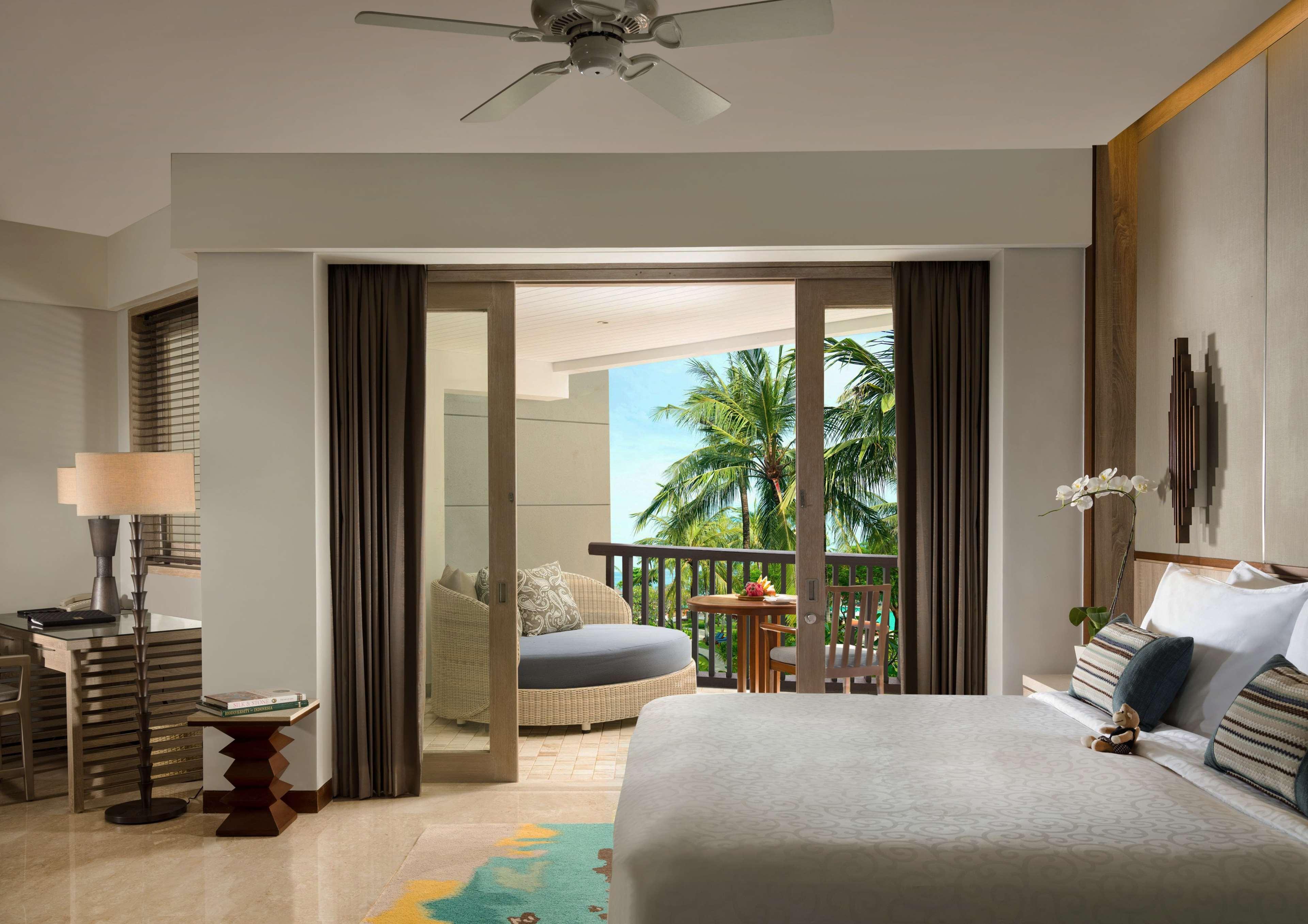 Double or Twin Deluxe Pool View