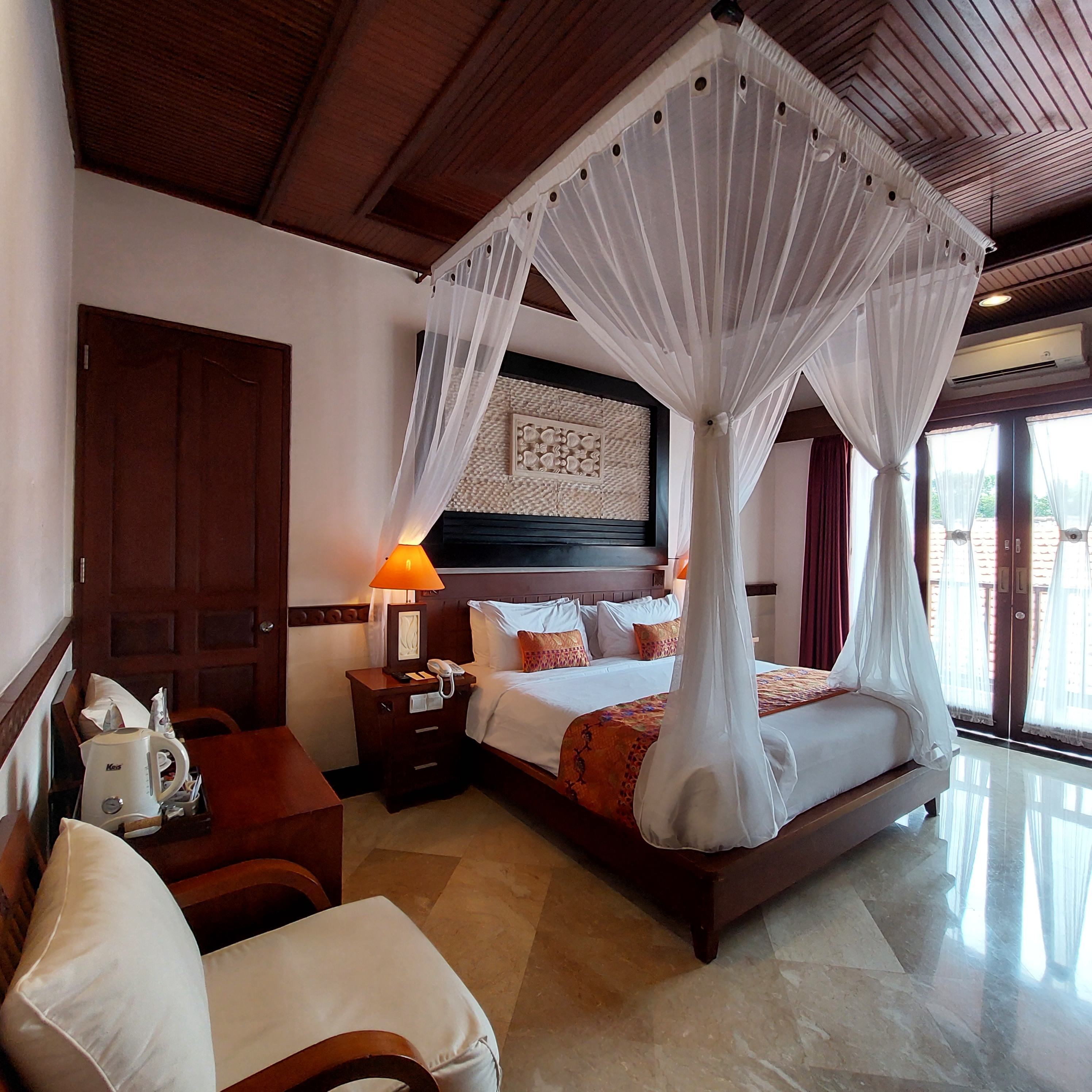 Double or Twin Deluxe