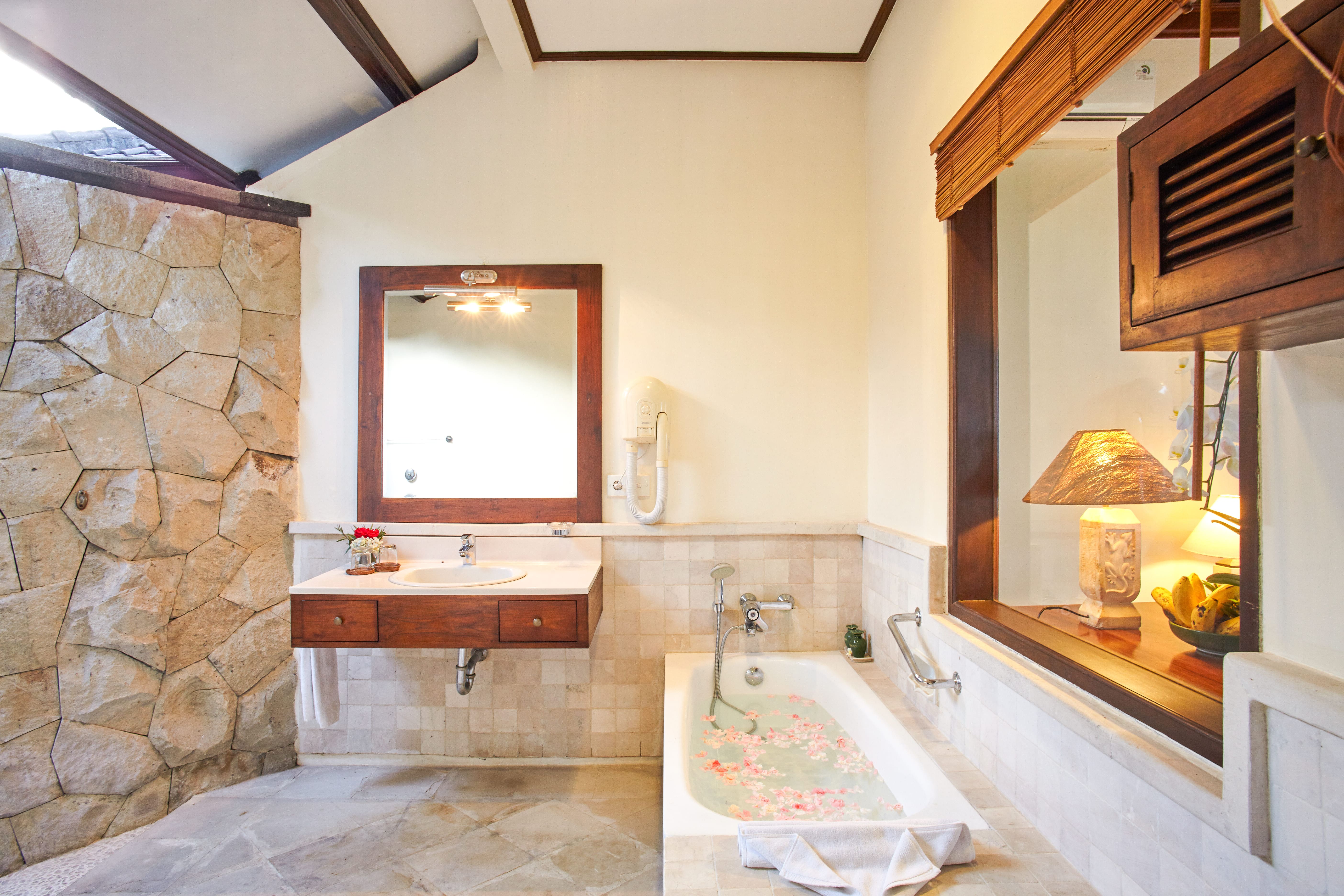 Bungalow Deluxe Garden View