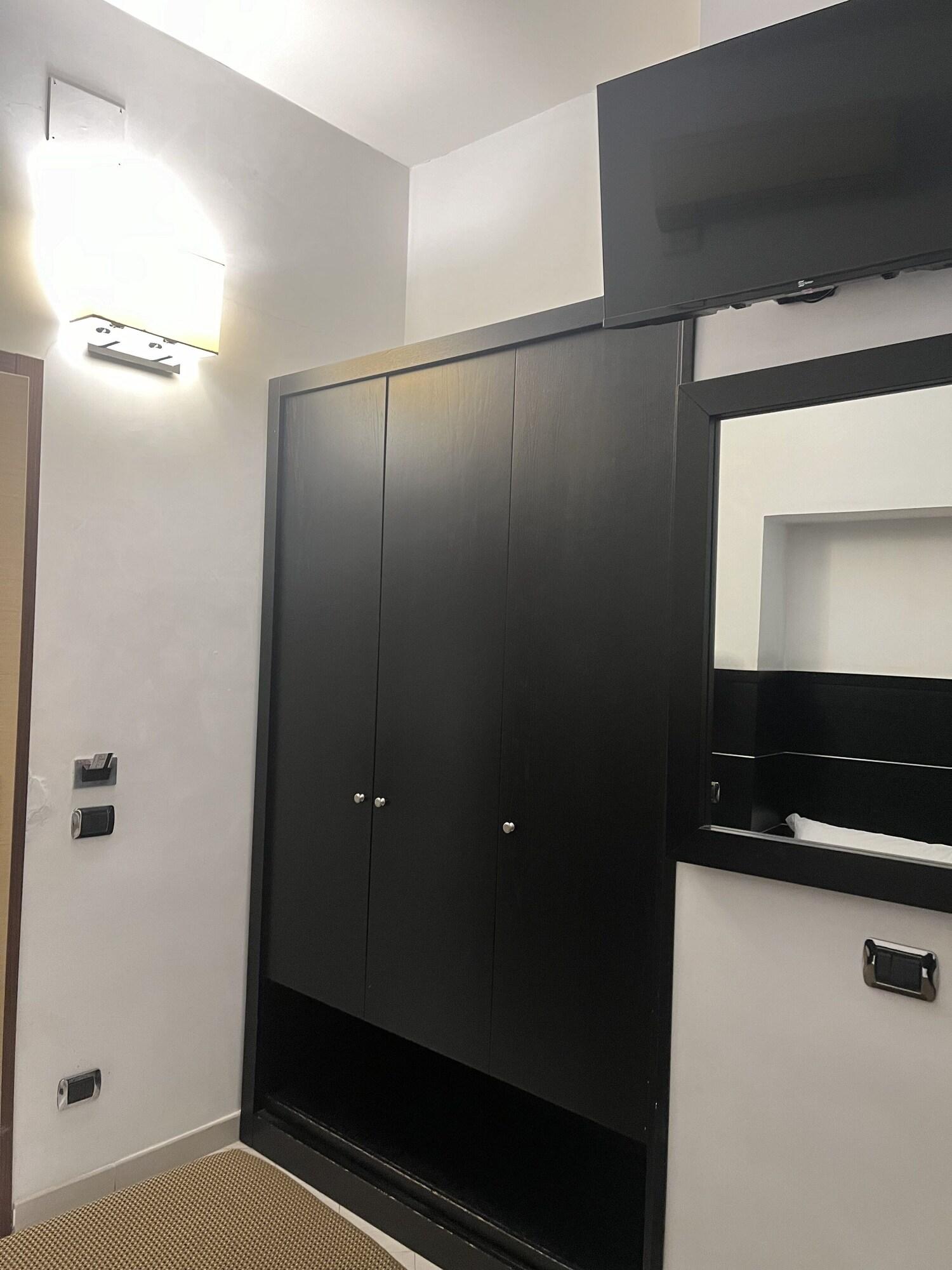 Double or Twin One Bed