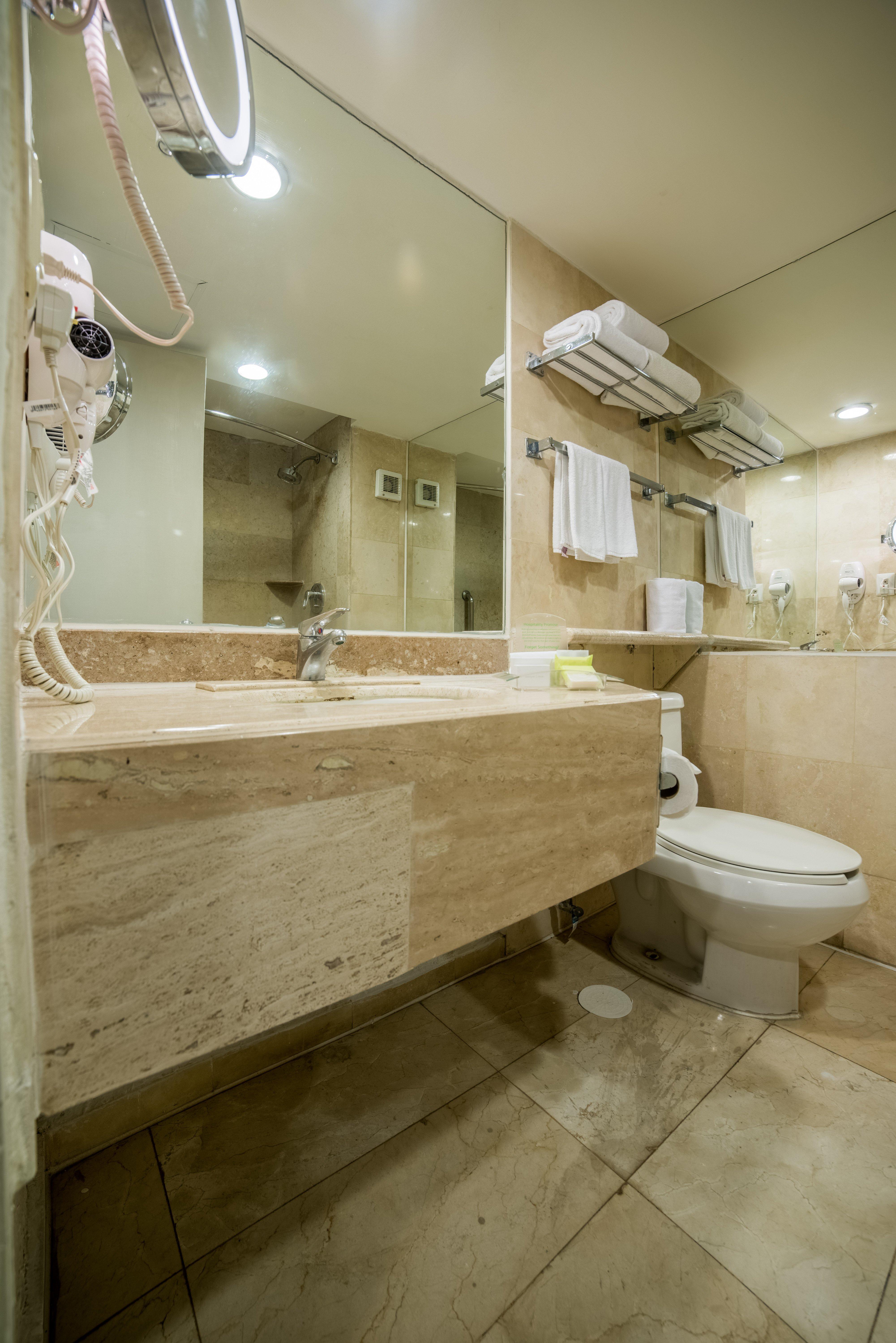 Double City View King Bed