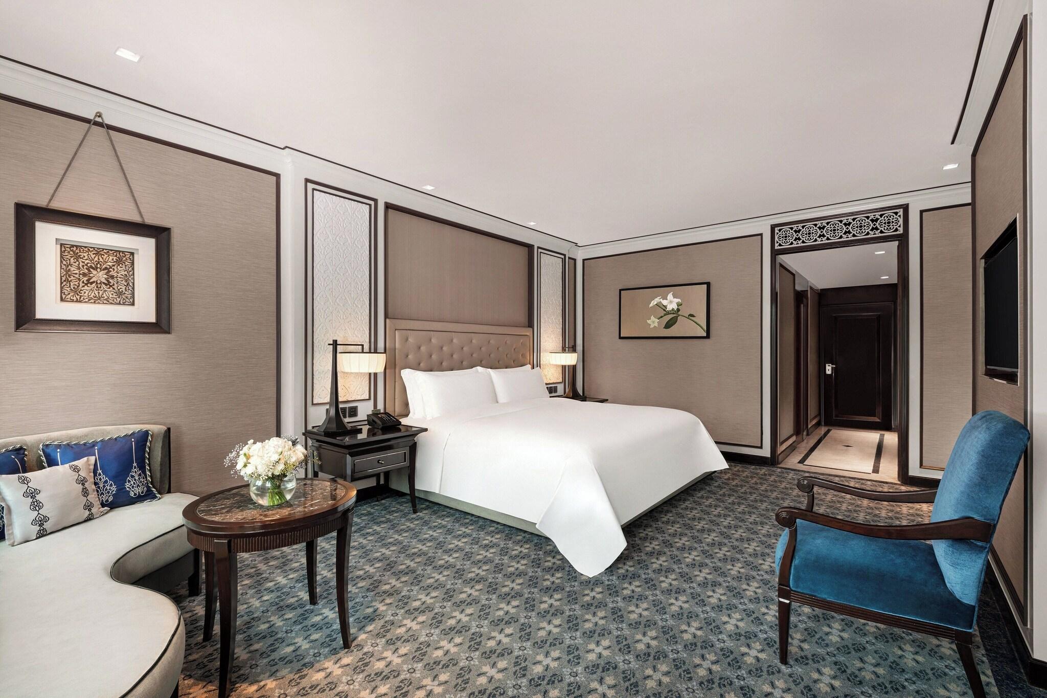 Double King Size Bed