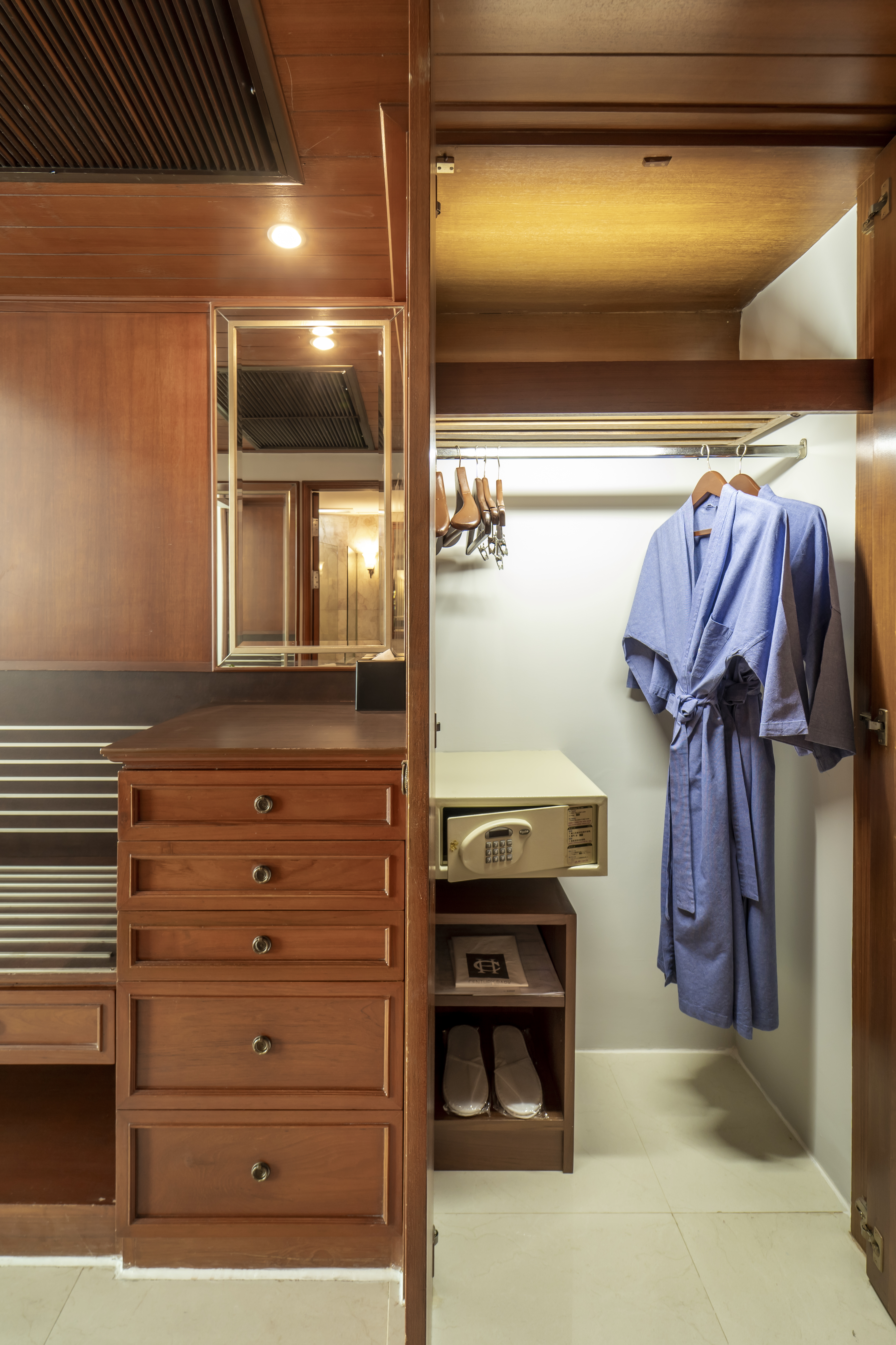 Double or Twin Deluxe