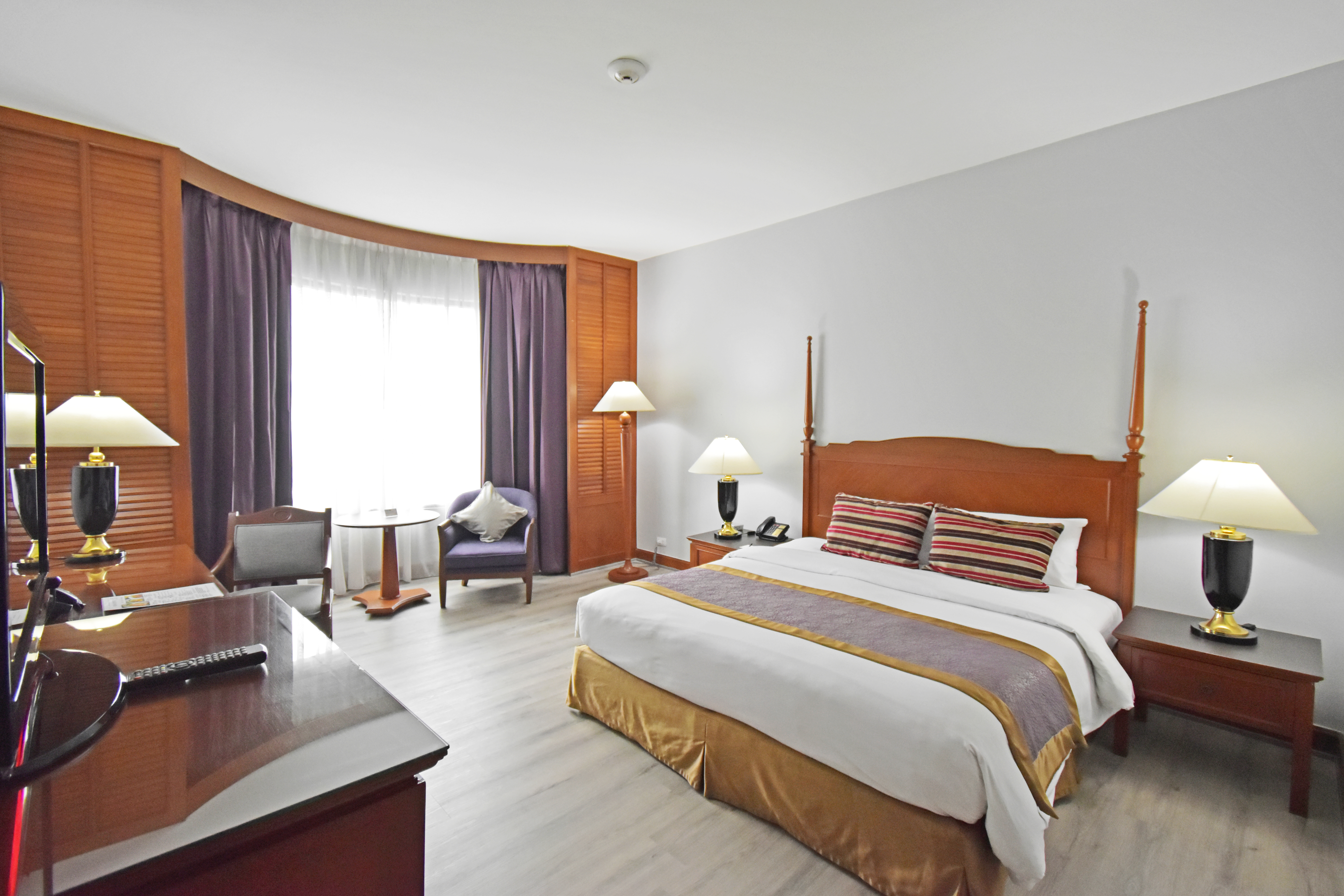 Double or Twin Deluxe