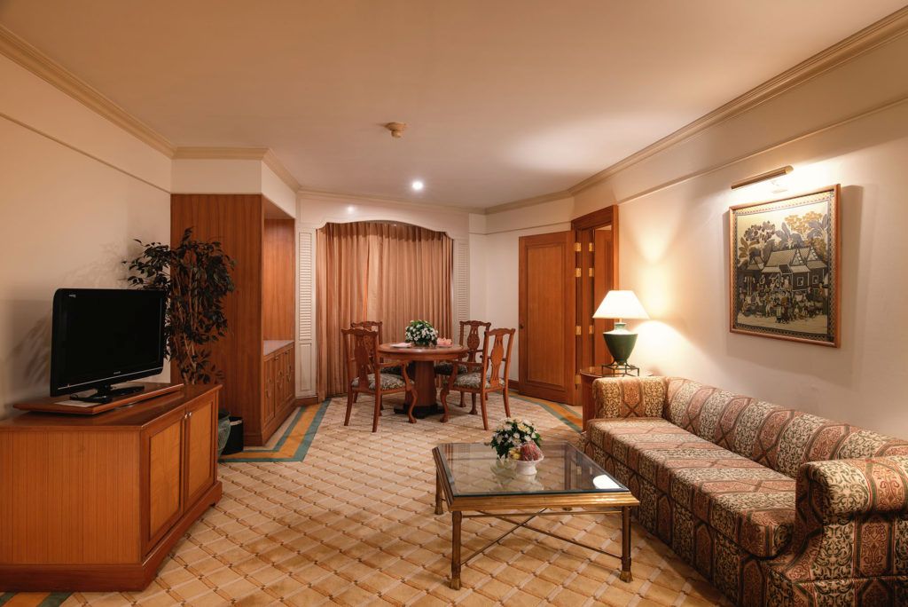 Suite Queen Size Bed