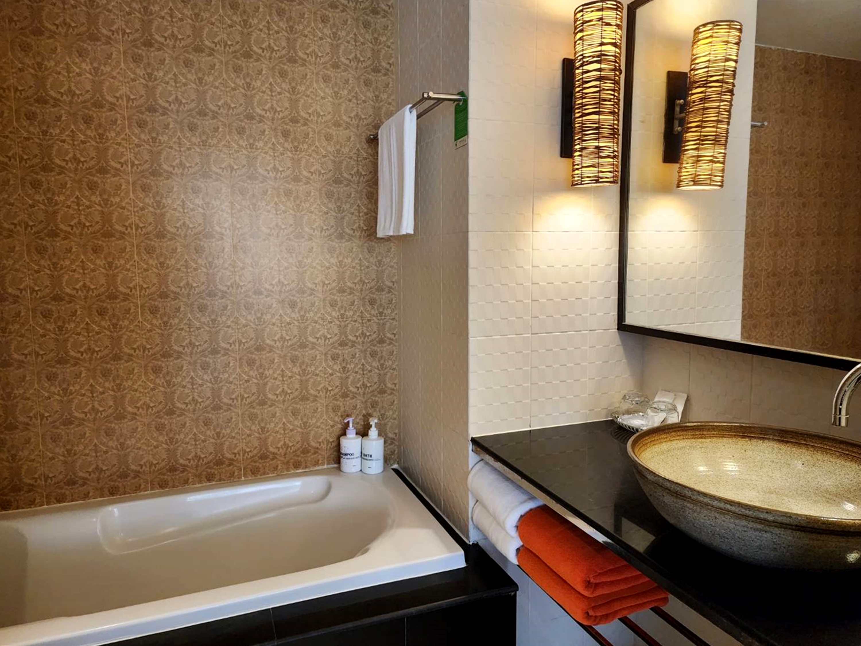 Double or Twin Deluxe