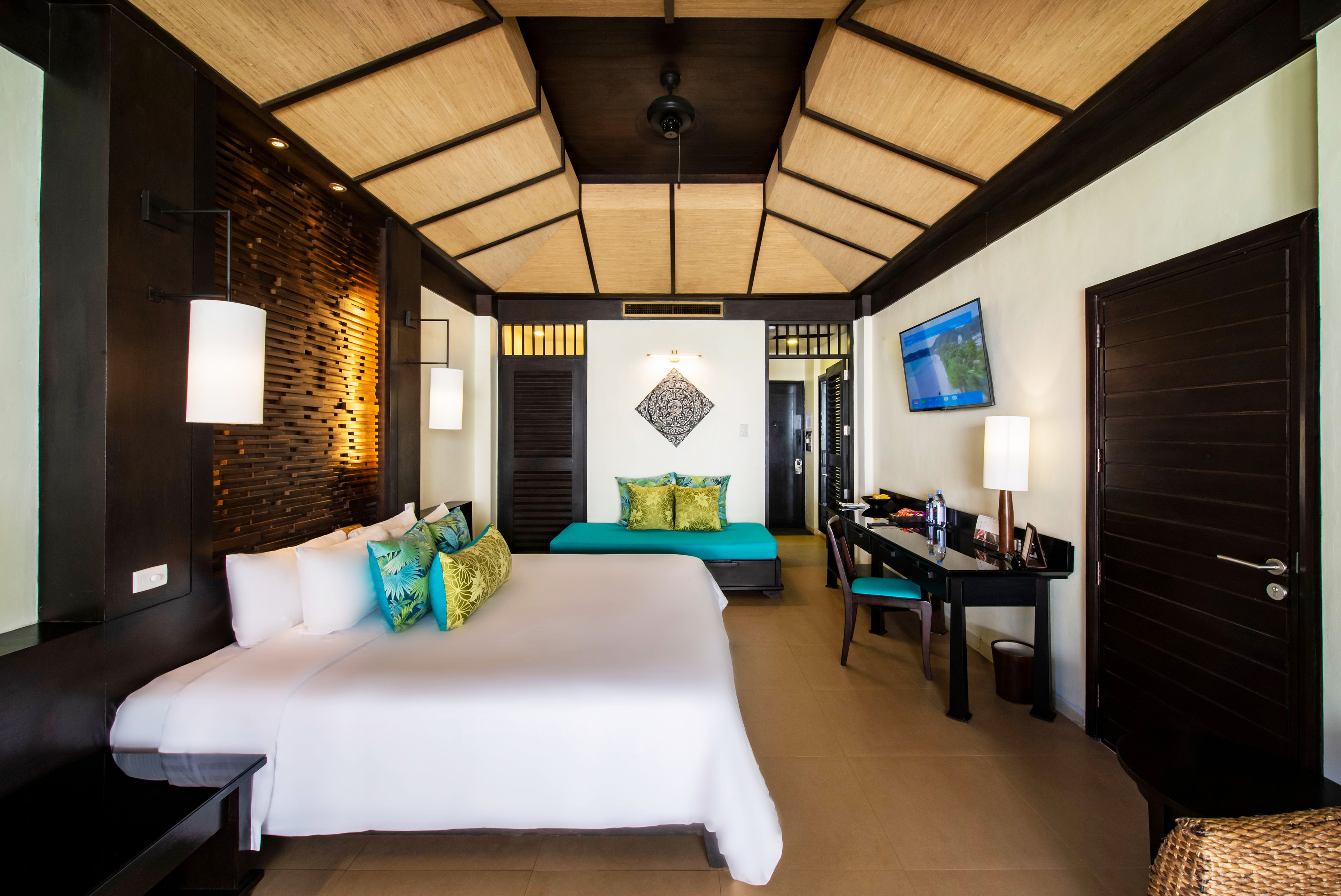 Double or Twin Deluxe Garden View