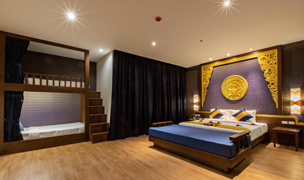 Family Room Standard