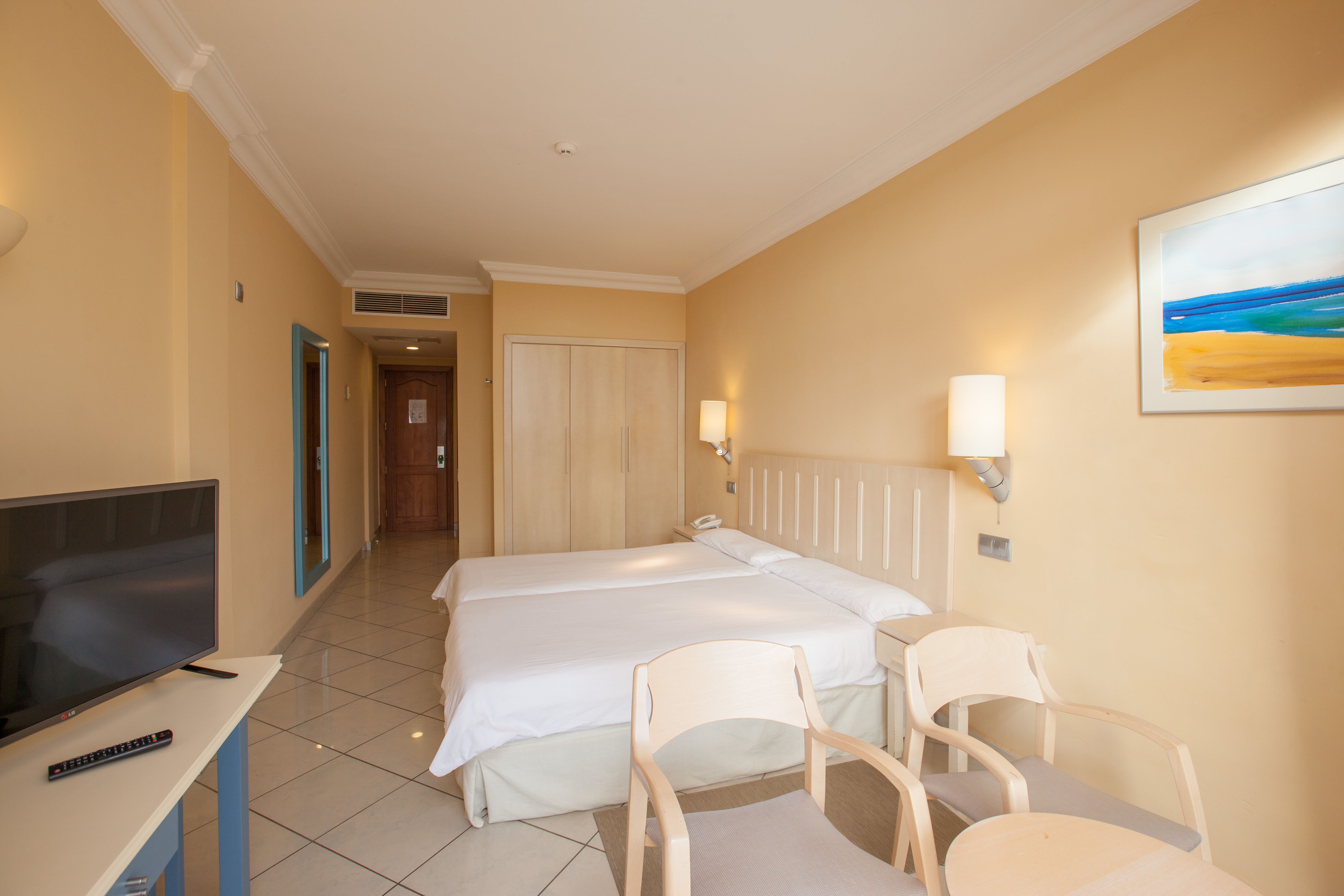 Double or Twin Side Sea View