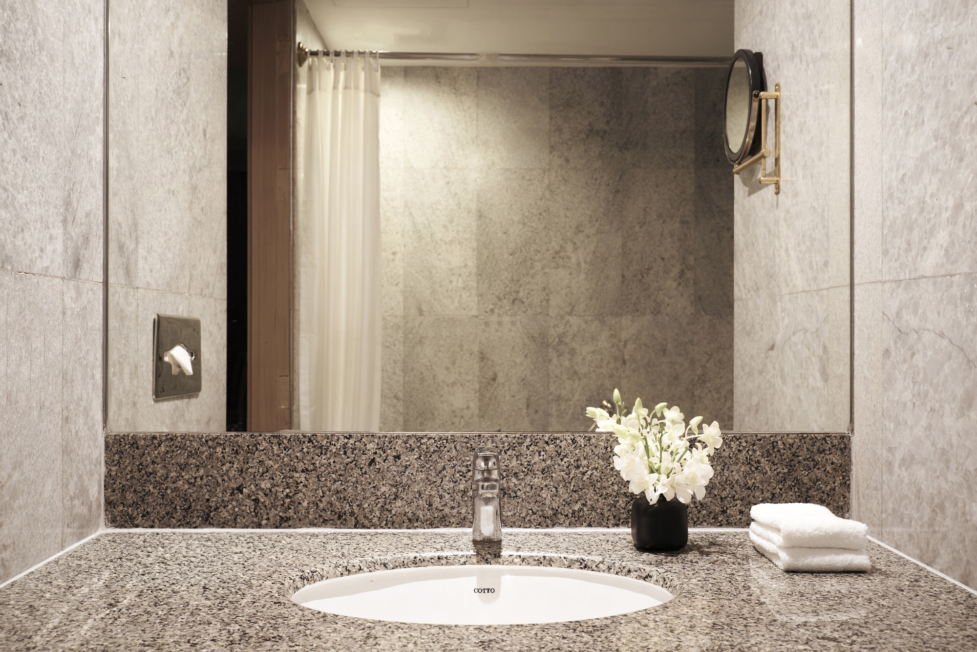 Double or Twin Deluxe