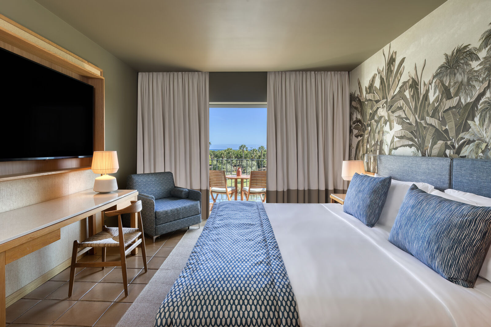 Suite Deluxe Two Beds