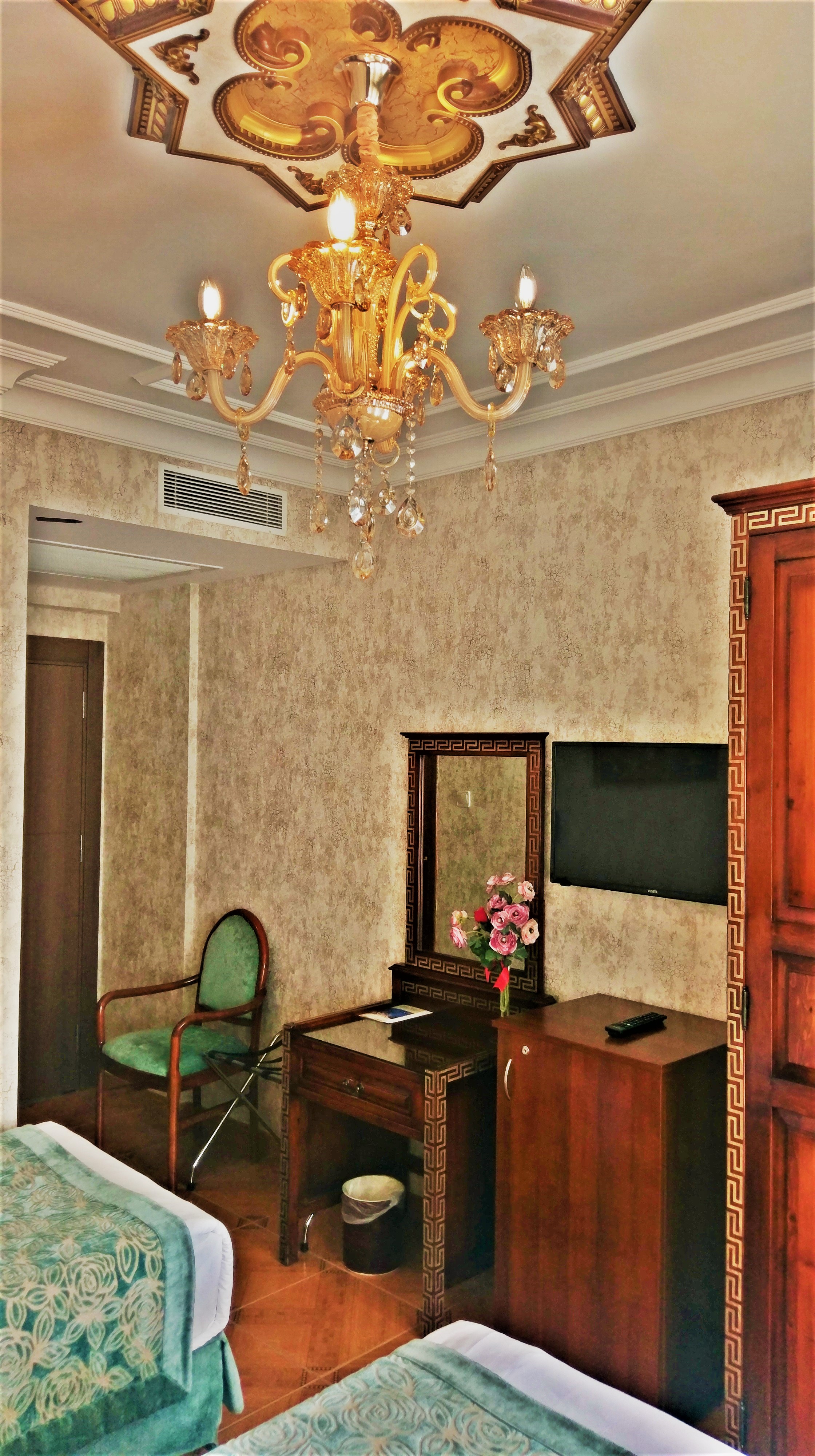 Double or Twin Deluxe