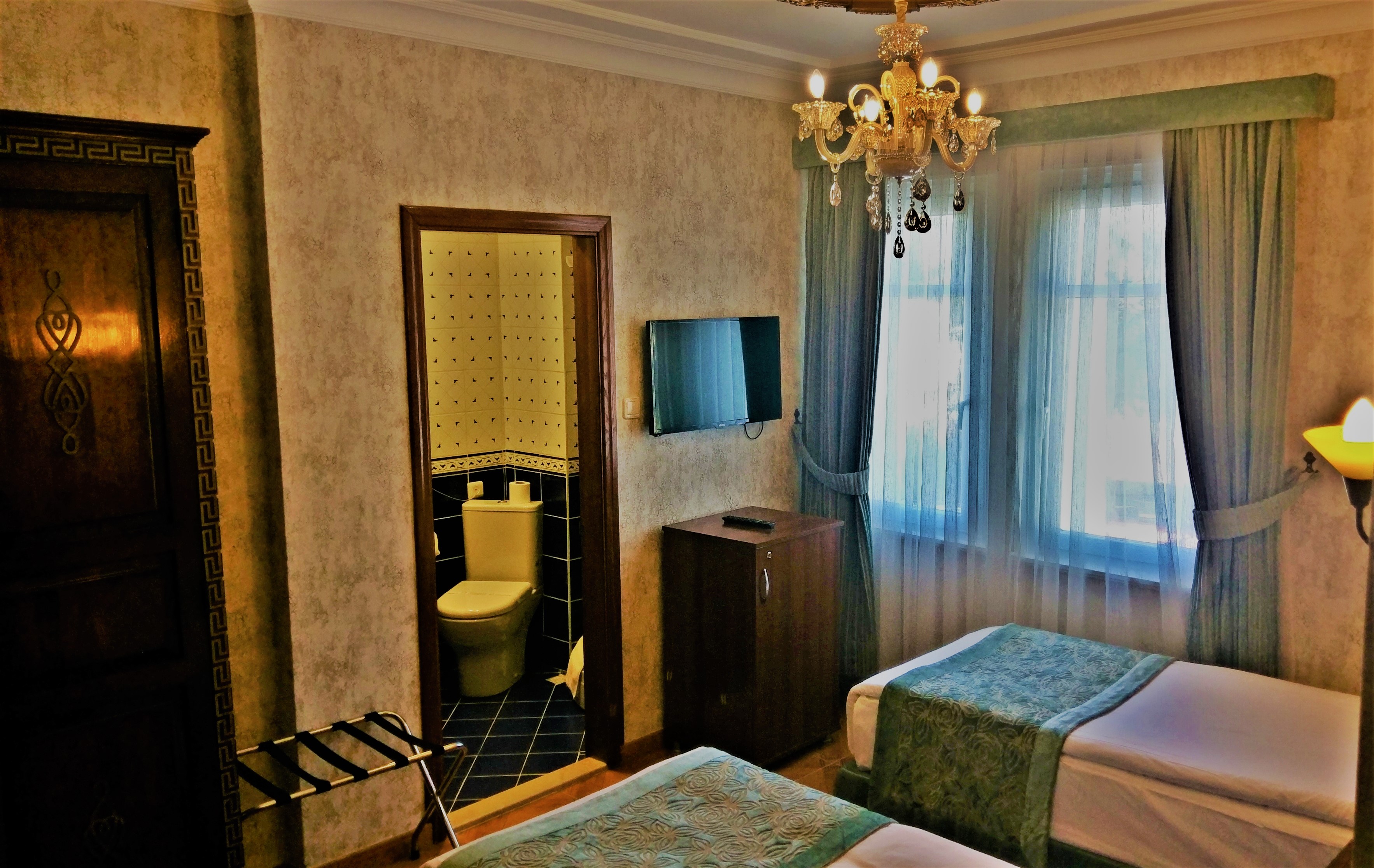 Double or Twin Deluxe