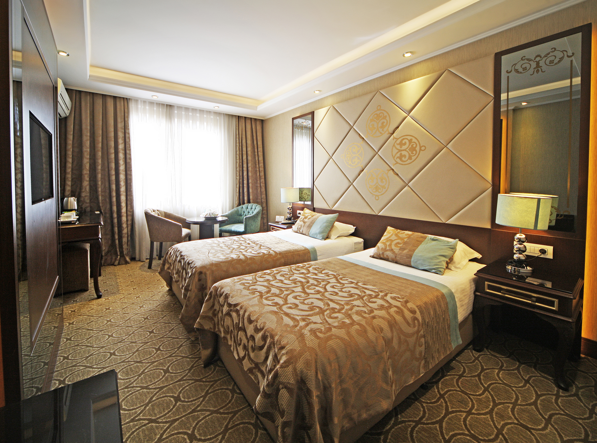 Double or Twin Standard