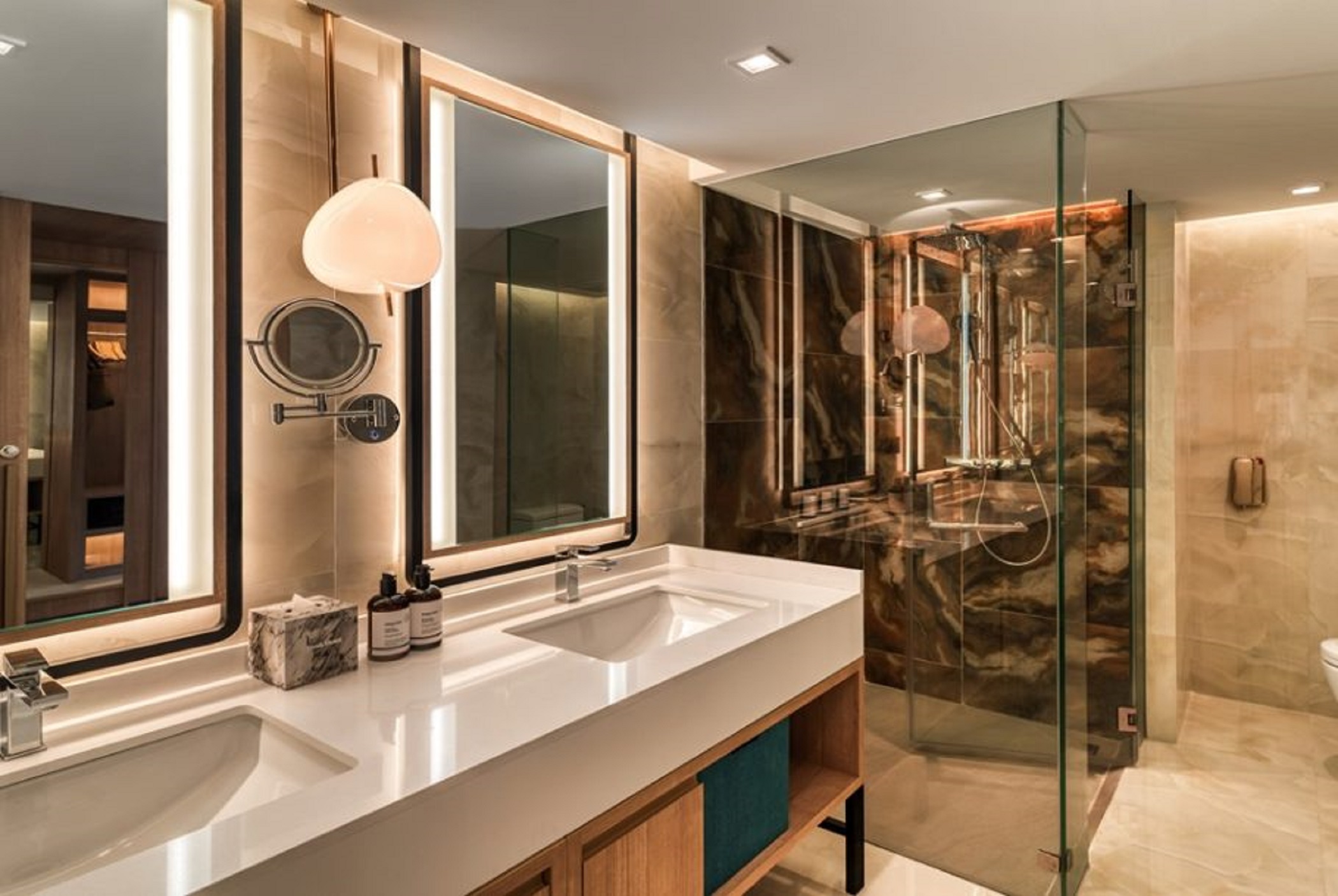 Double or Twin Deluxe Premium