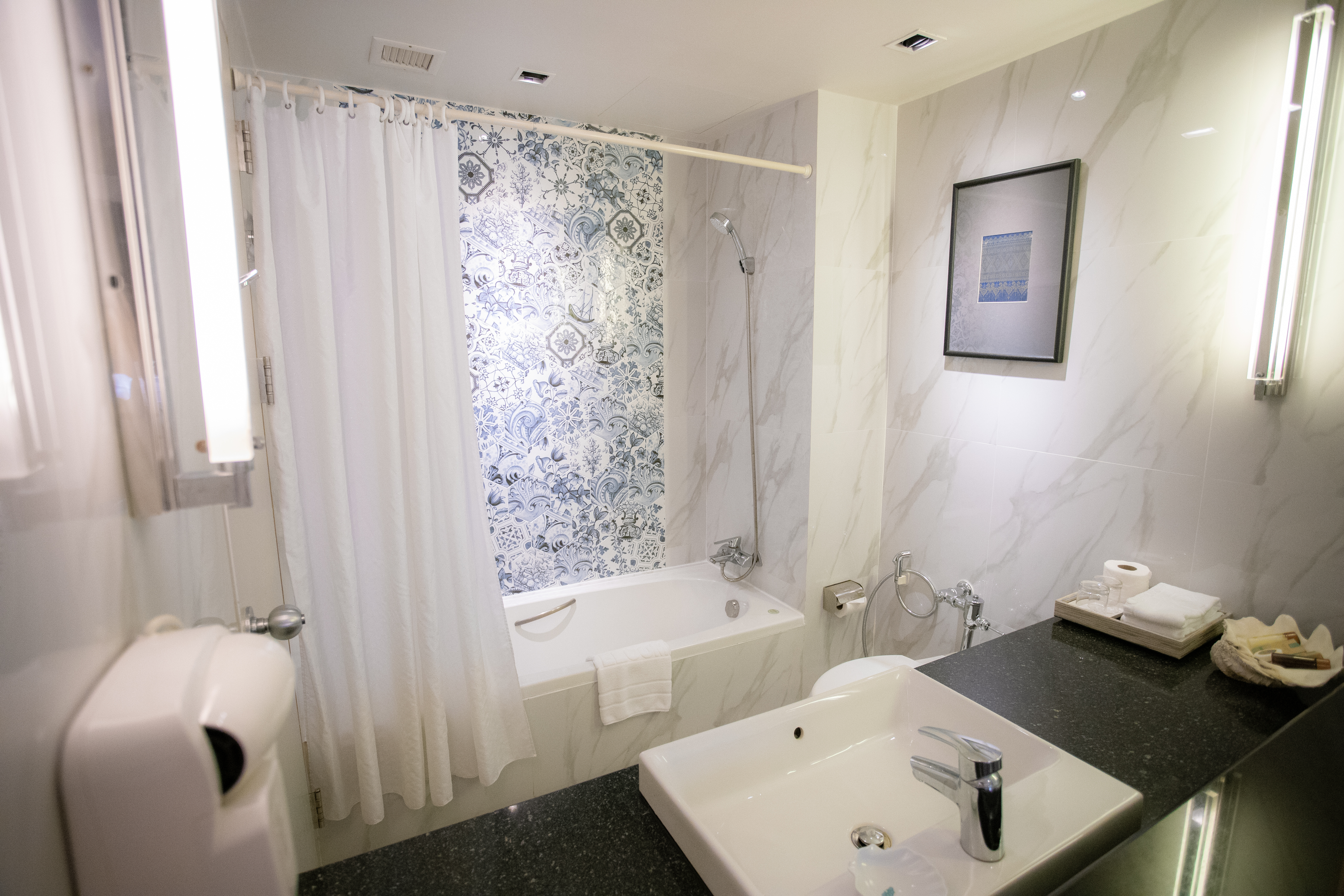 Double or Twin Deluxe Sea View