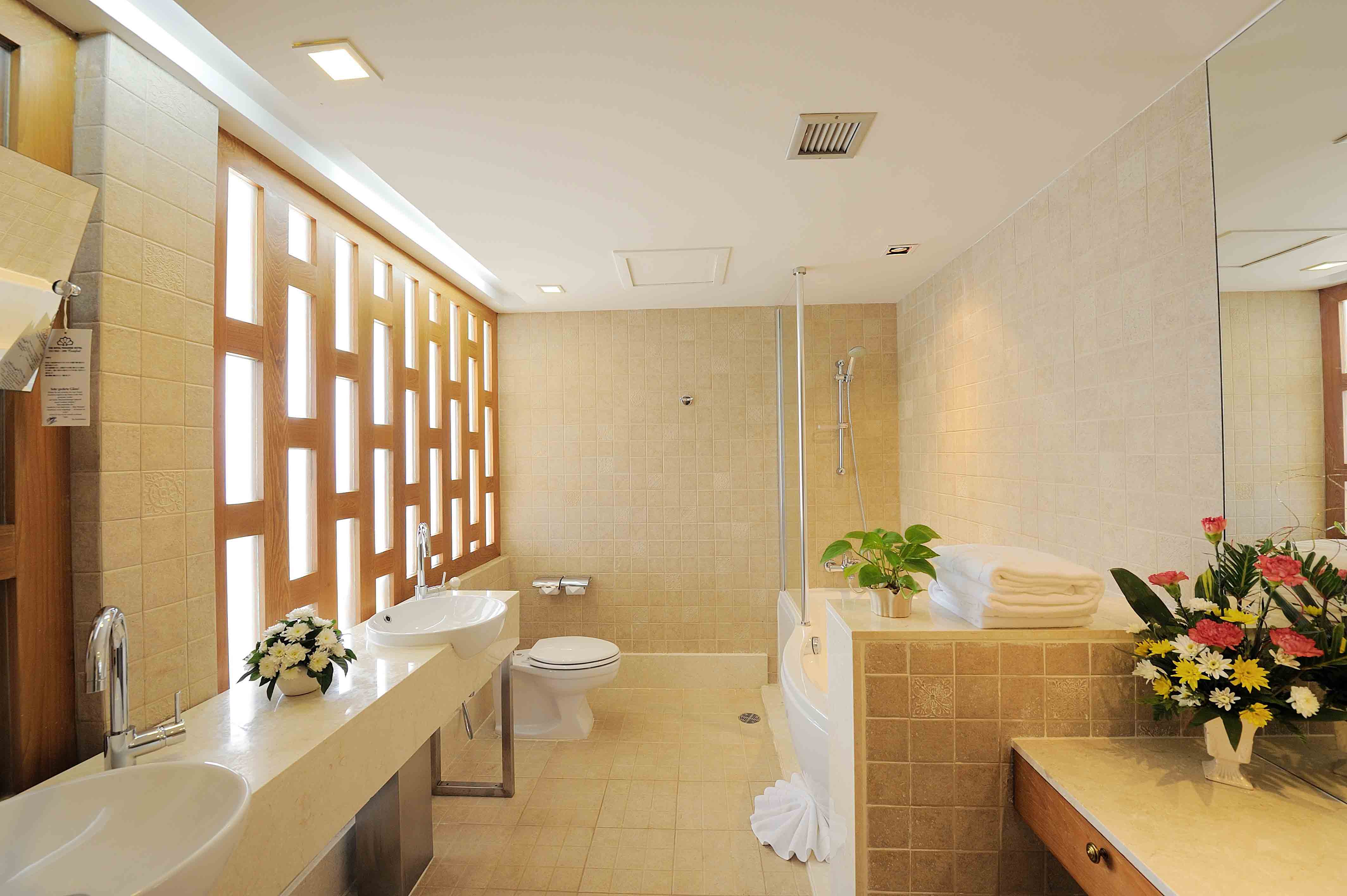 Junior Suite Sea View King Bed