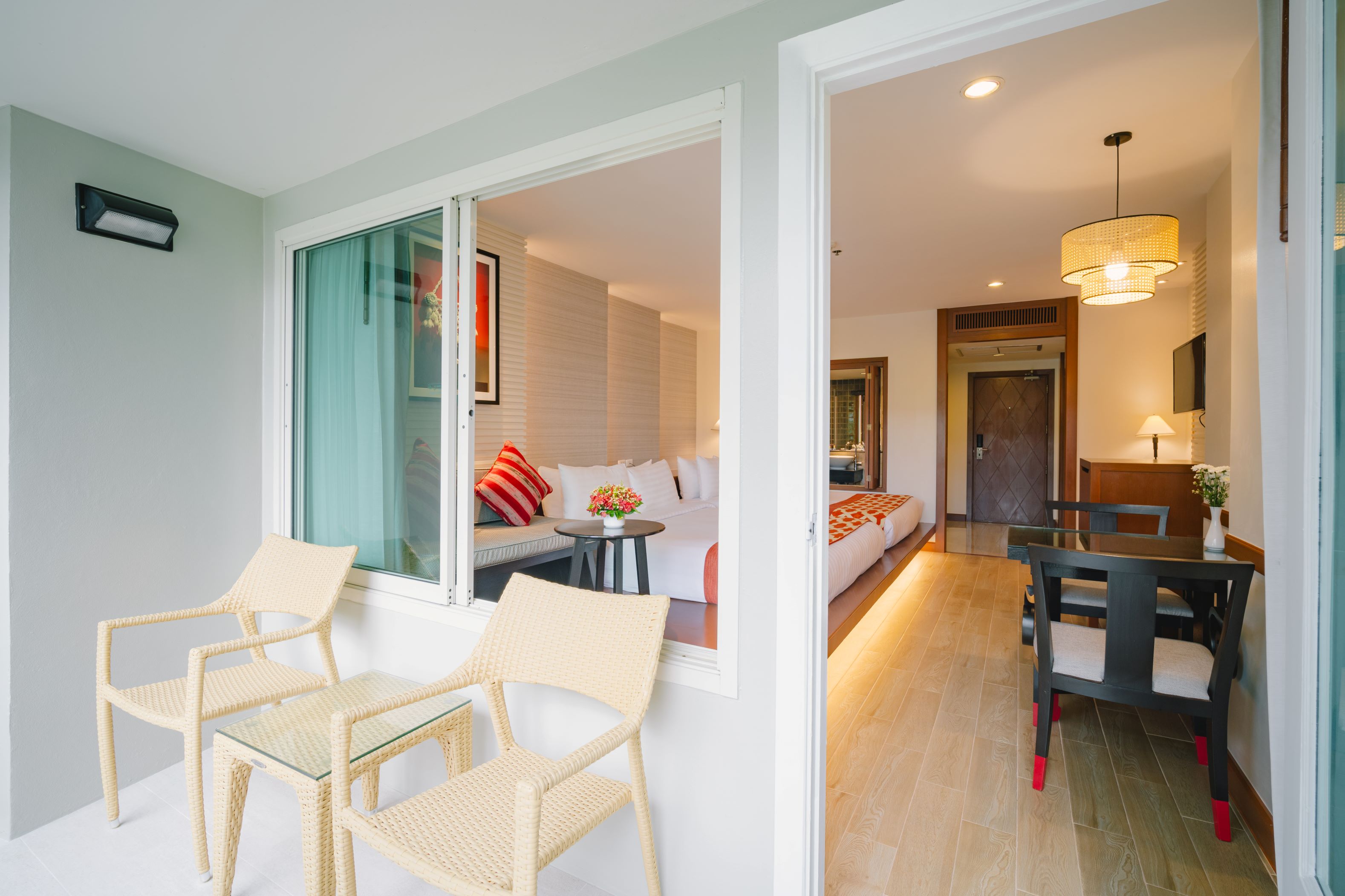 Double or Twin Deluxe