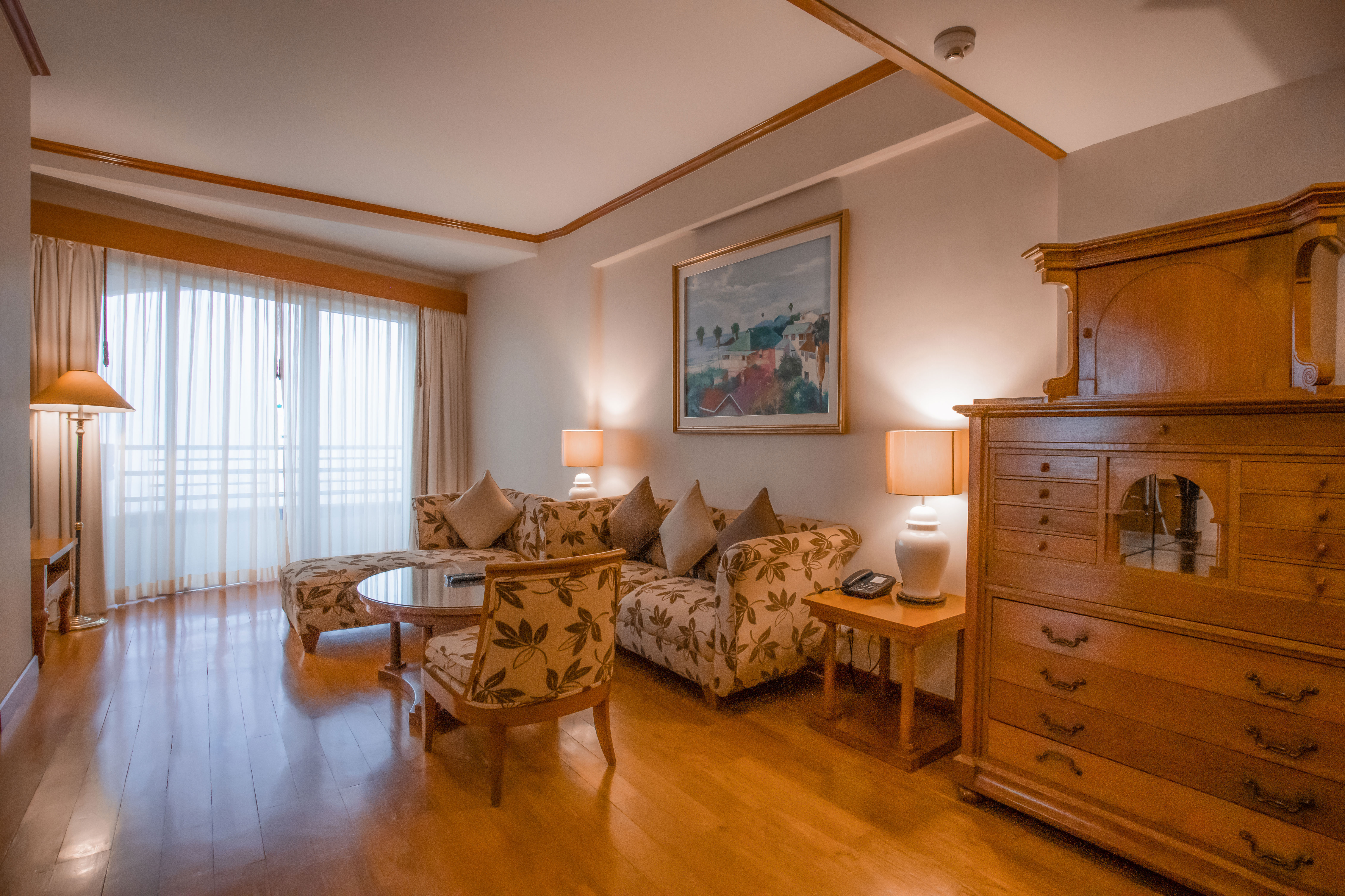 Suite Sea View King Bed