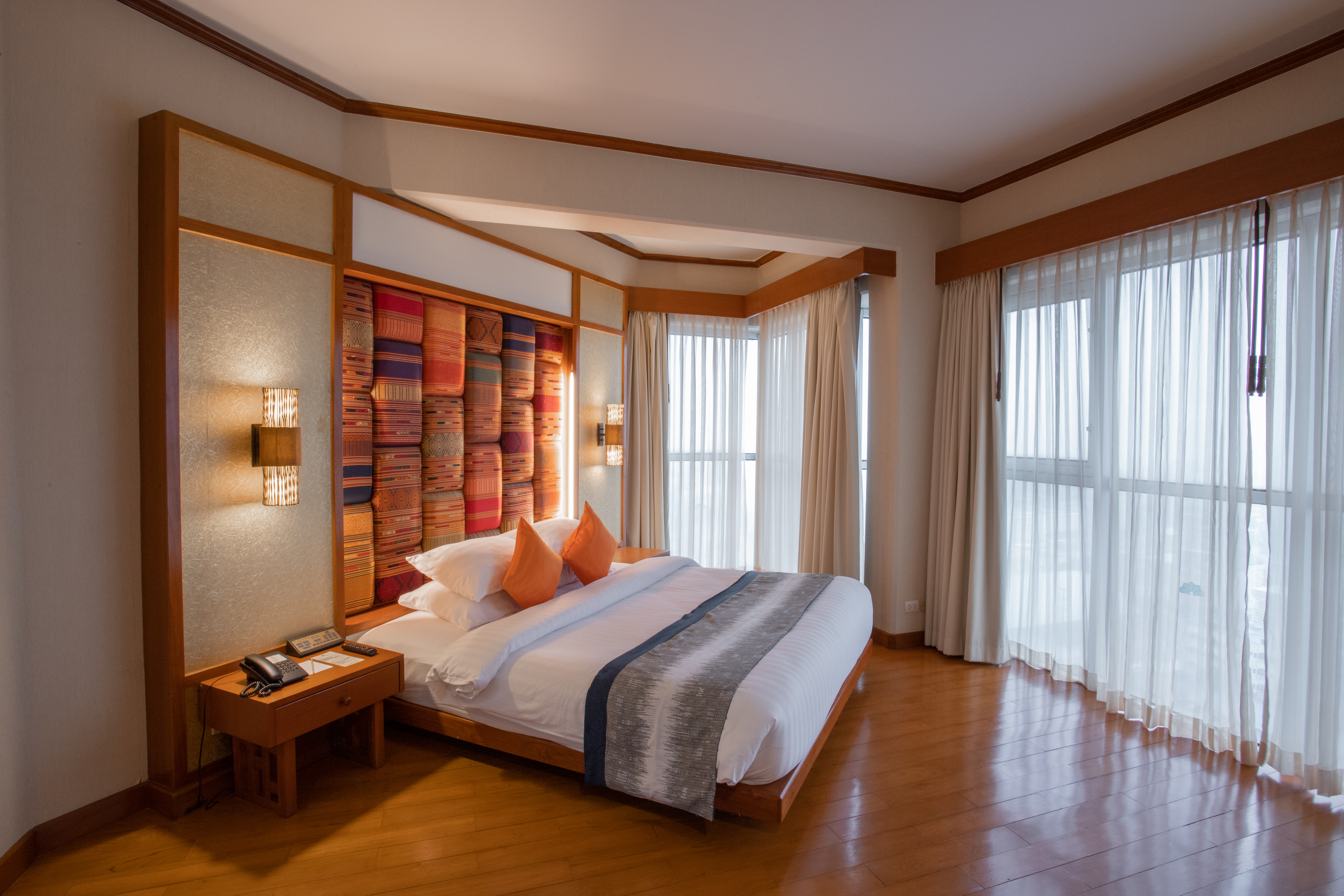 Suite Sea View King Bed