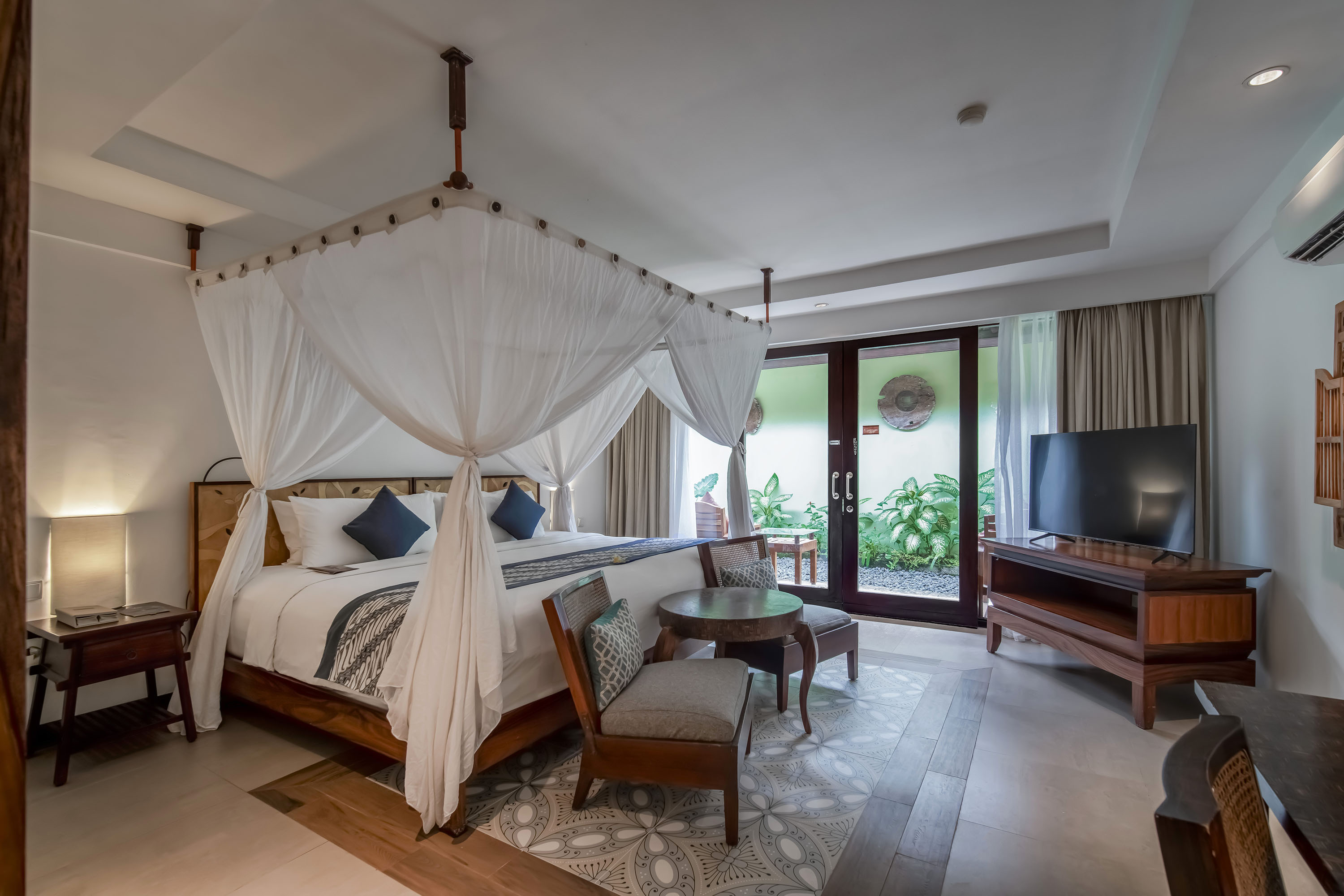 Villa Pool View