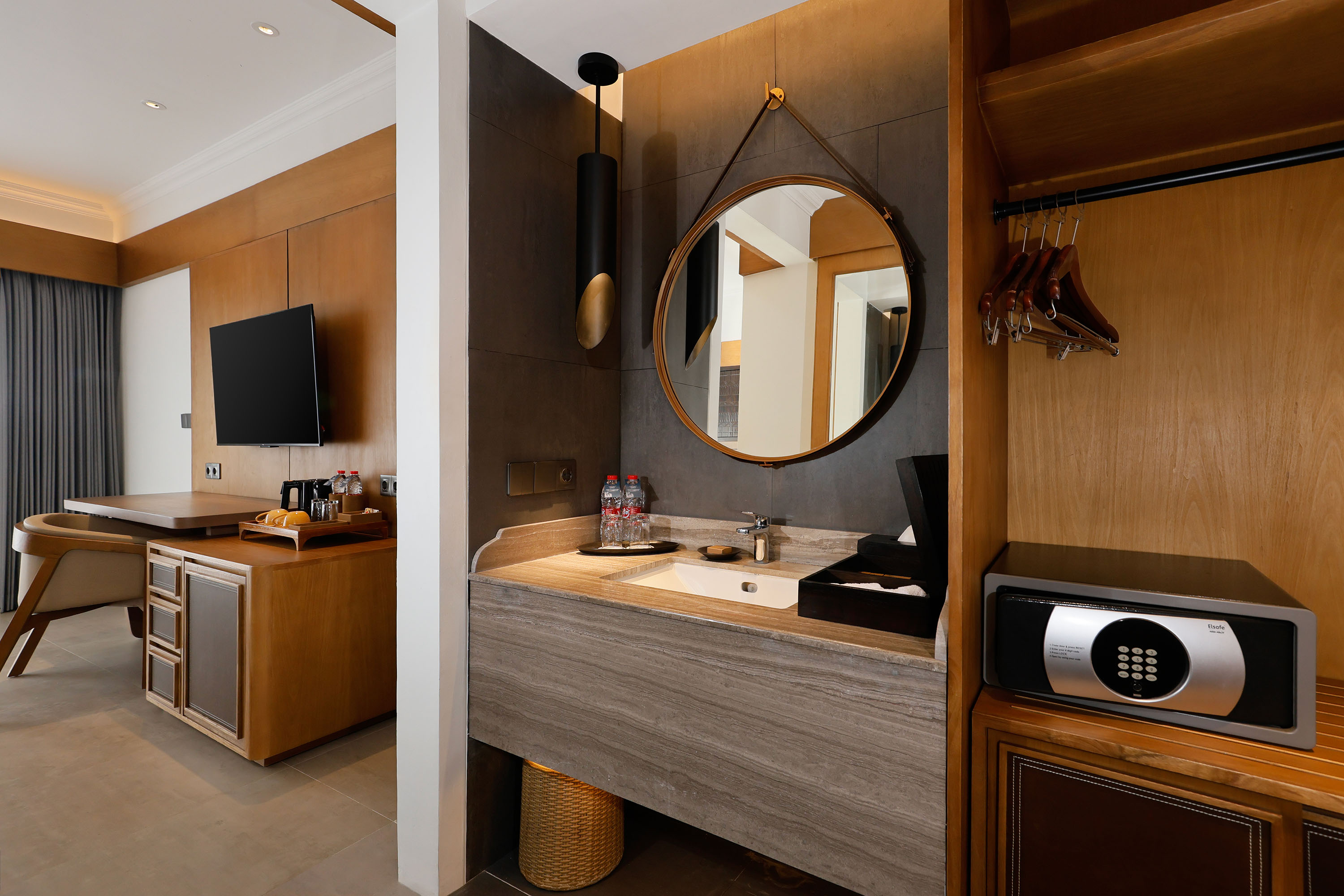 Room Grand Deluxe