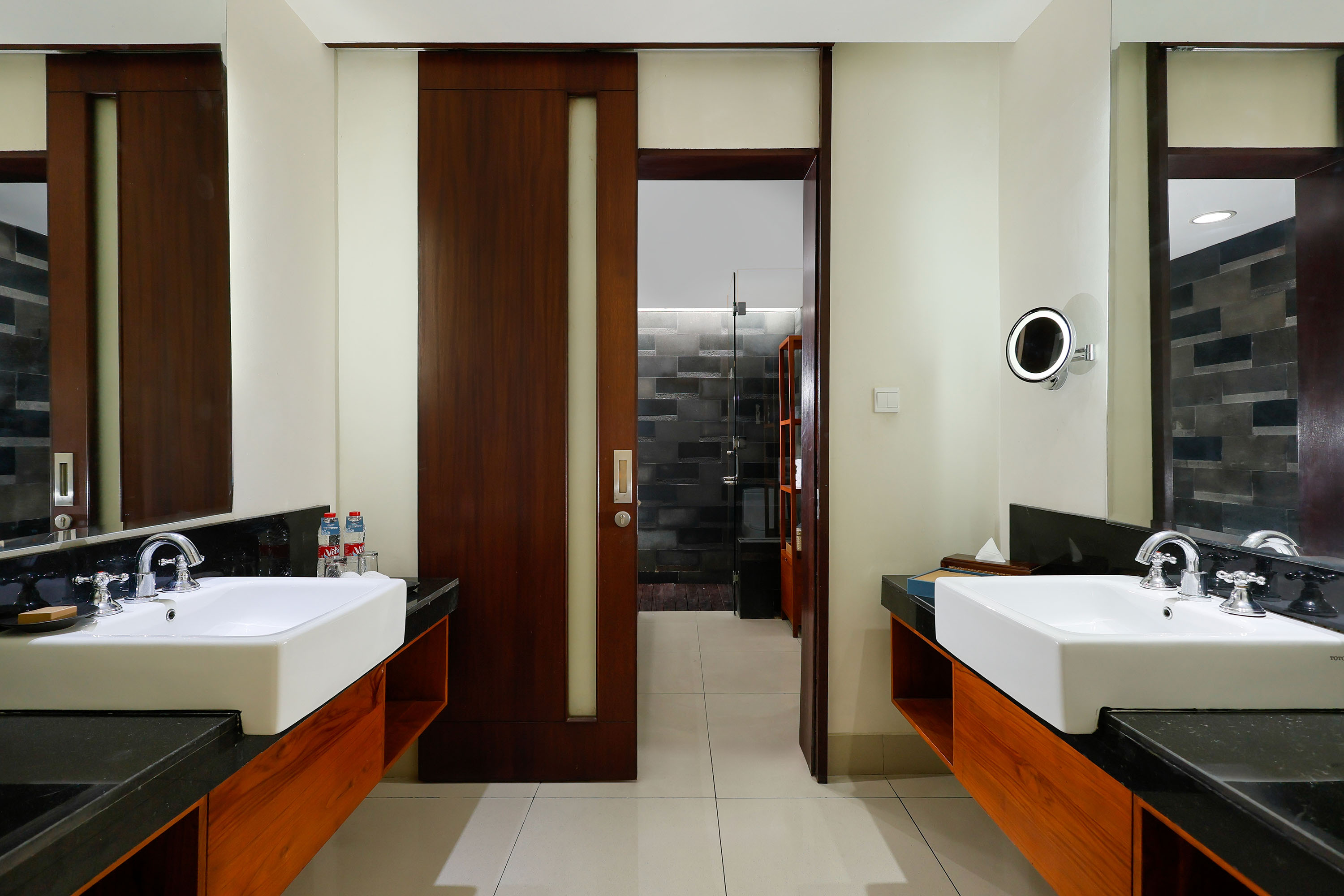 Double Deluxe Premier