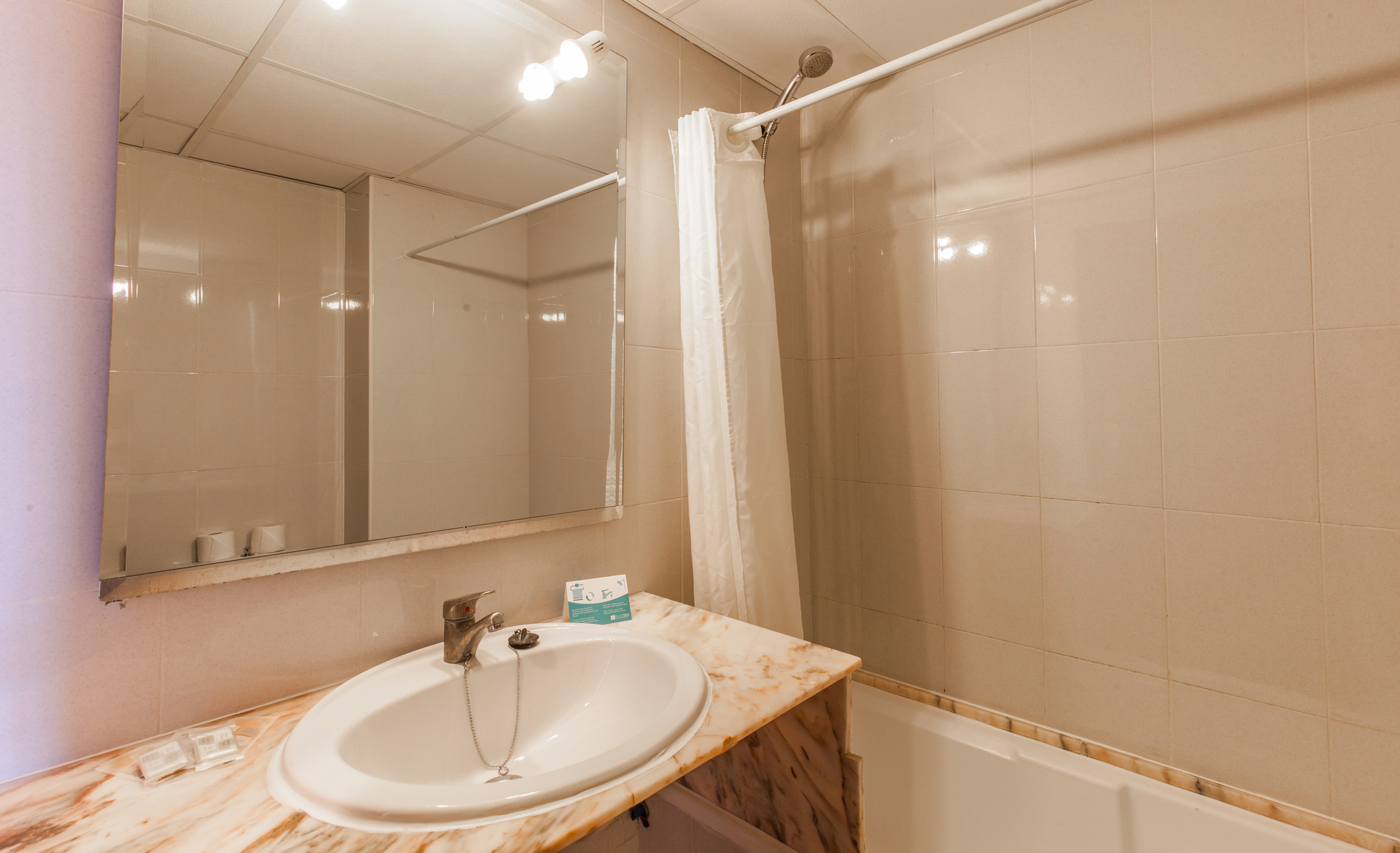 Double or Twin Standard