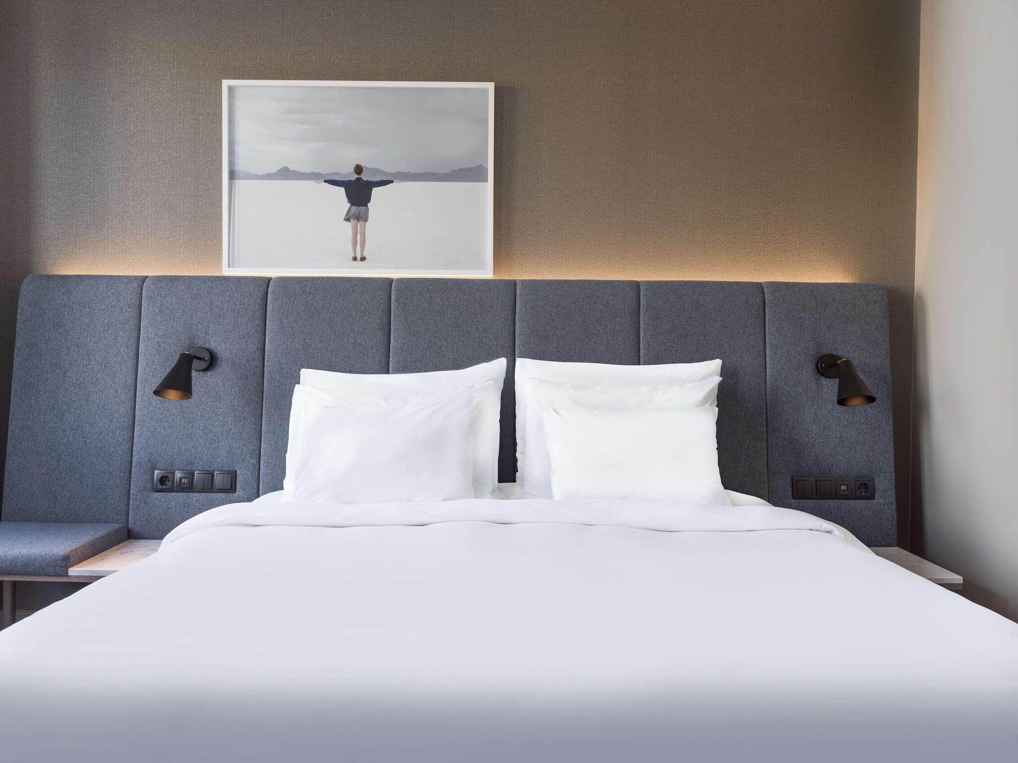 Double Superior King Bed