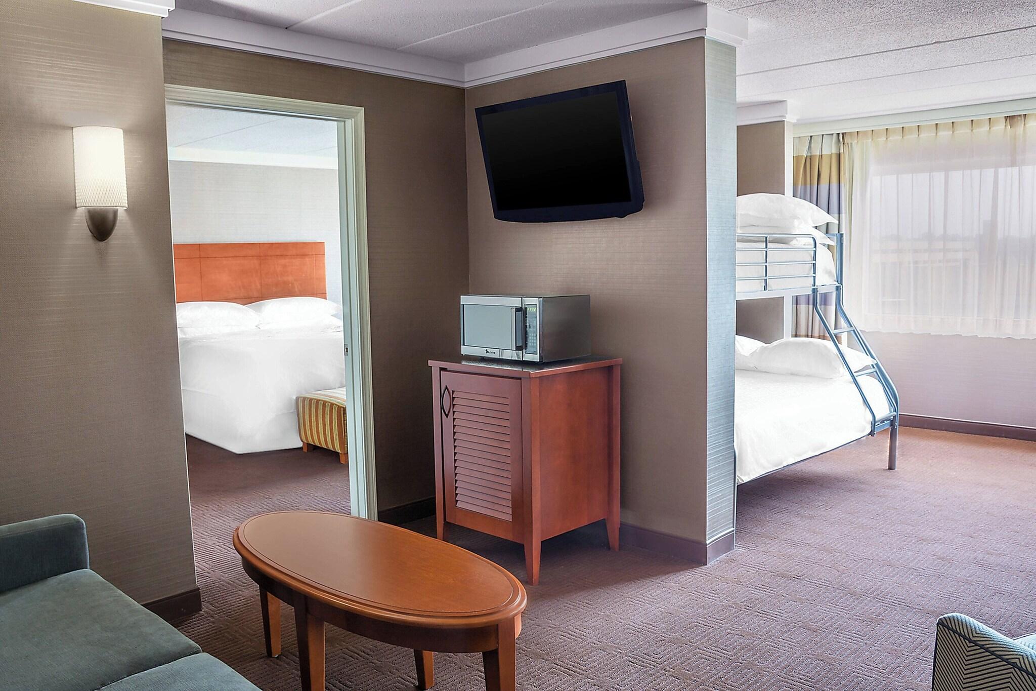 Suite Two Queen Beds